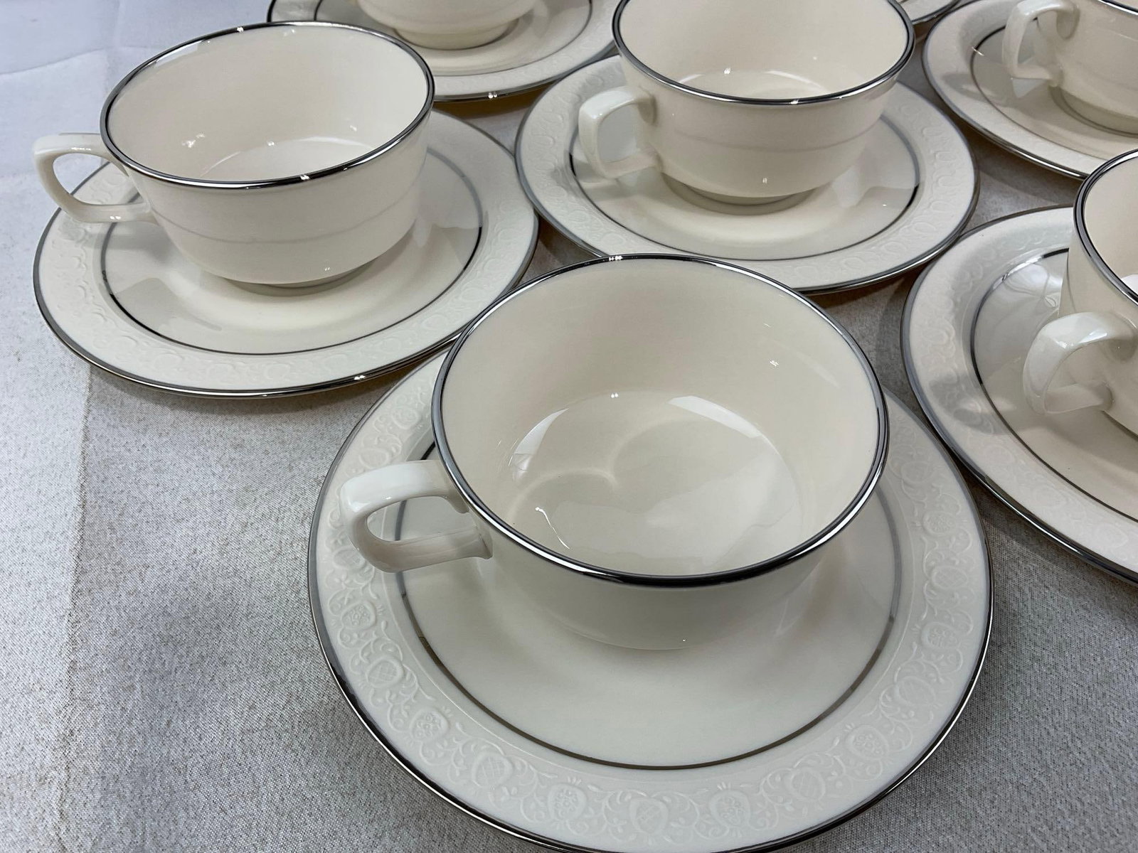 Franciscan Moon Glow Pattern, 12 cups, 12 saucers & 12 small plates - 2