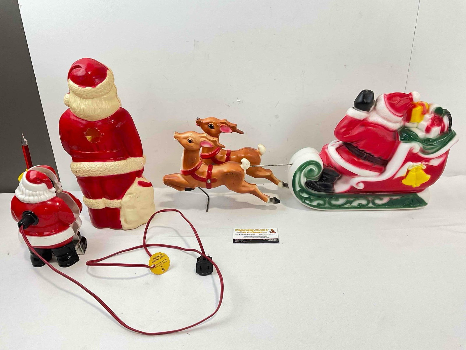 3 pcs Vintage Blow Mold Plastic Christmas Decorations, 1x Empire Santa w/ Reindeer Sleigh. - 4