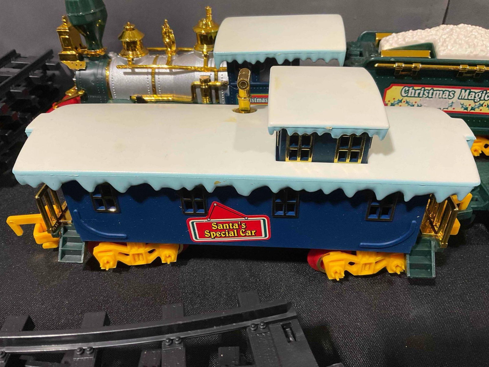 Vintage Animated Musical Christmas Train in Original Box. Not Working, Needs Batteries. See pics. - 7