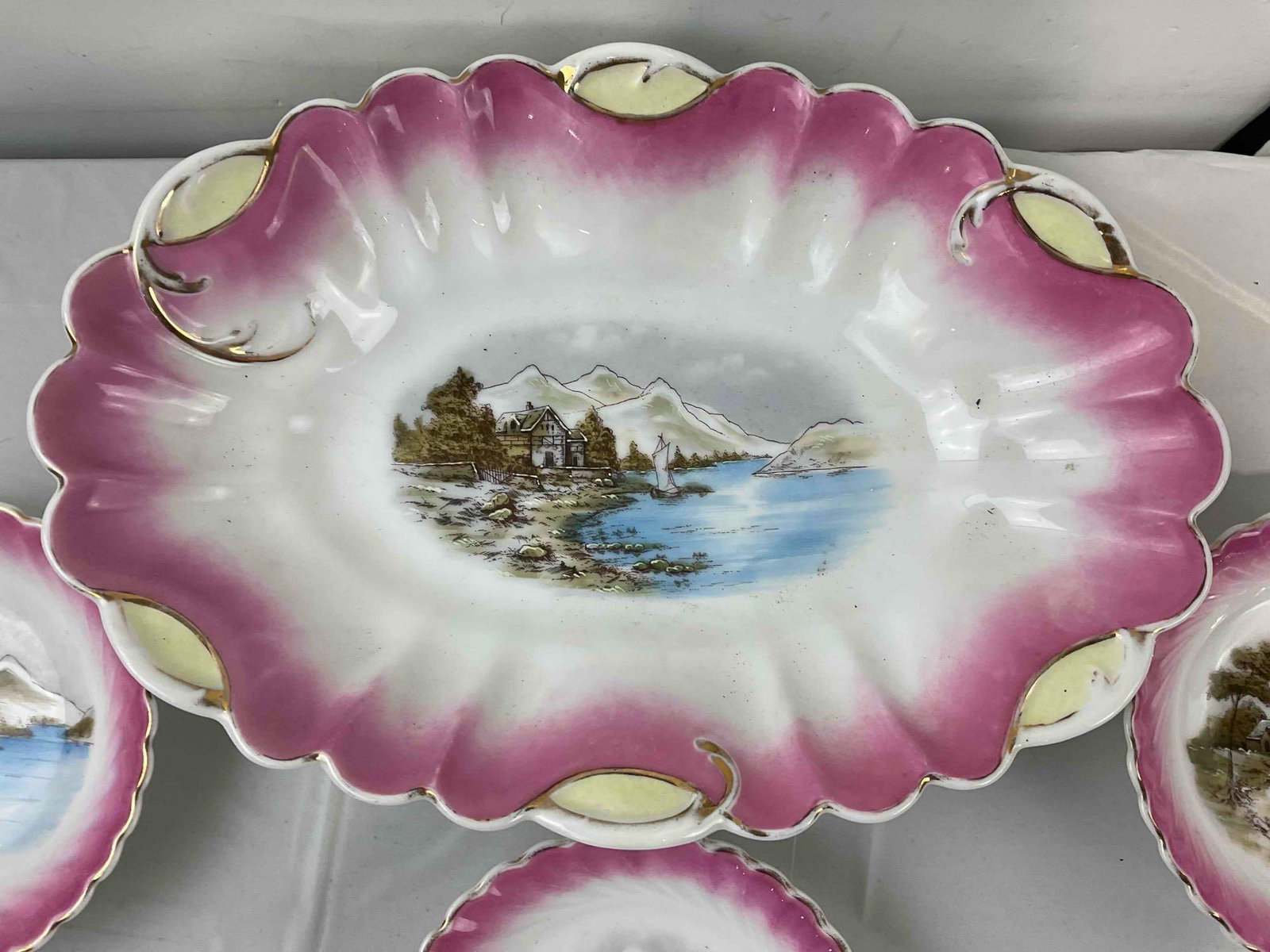 4 pcs Vintage White & Pink Porcelain Dishes w/ Hand Painted Beach Scenes. Excellent Condition. - 7