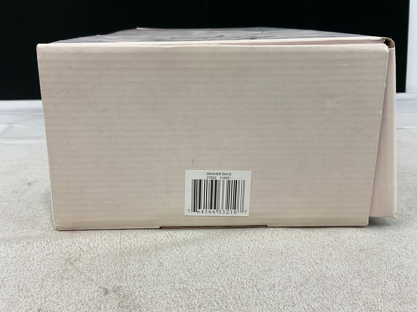 2002 Madame Alexander Doll, 16 inch in original box, Denver Days, #d 149/1000 - 7