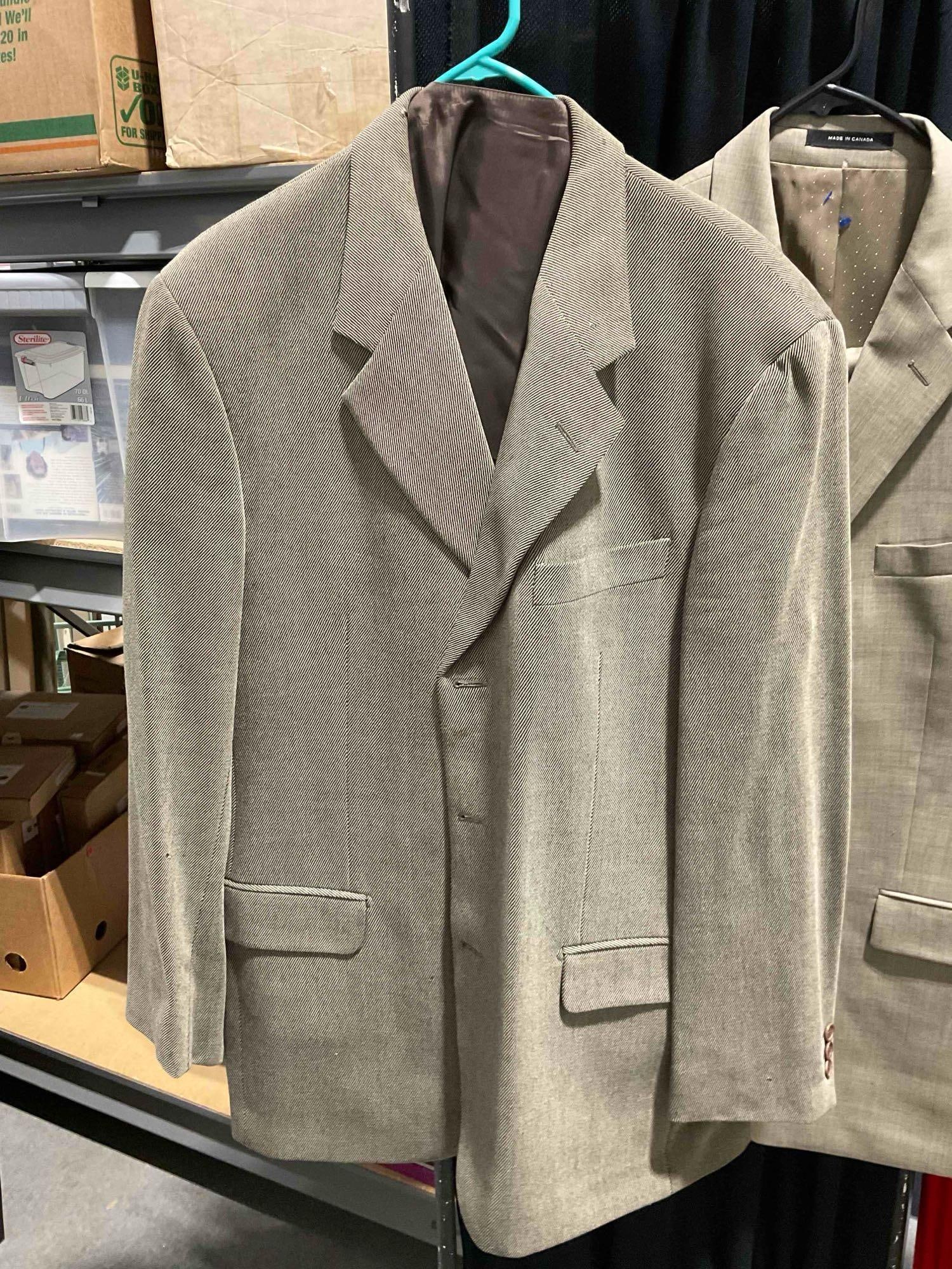 10 pcs Men's Clothing Collection, incl. Brooks Brothers Khaki Suit, North End Jacket & More! - 3