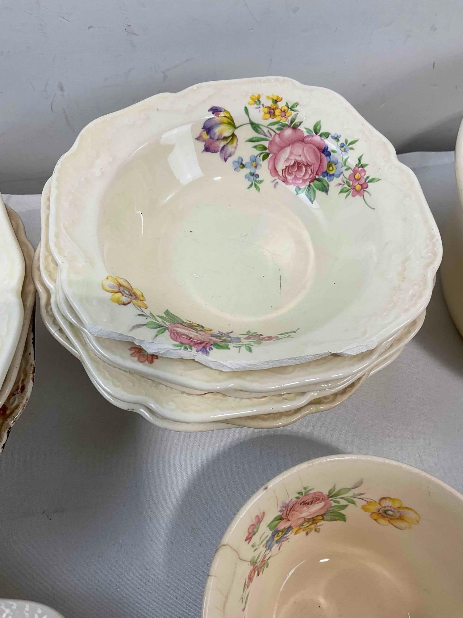 24 pcs Vintage Papoco Cream Ceramic Dishes w/ Floral Pattern. As Is Condition. See pics. - 5