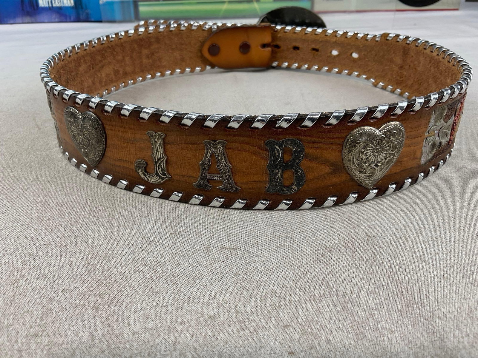 3x Books, Browning, Milestones of Aviation, Harley Davidson, & Ornate Belt & Buckle - 5