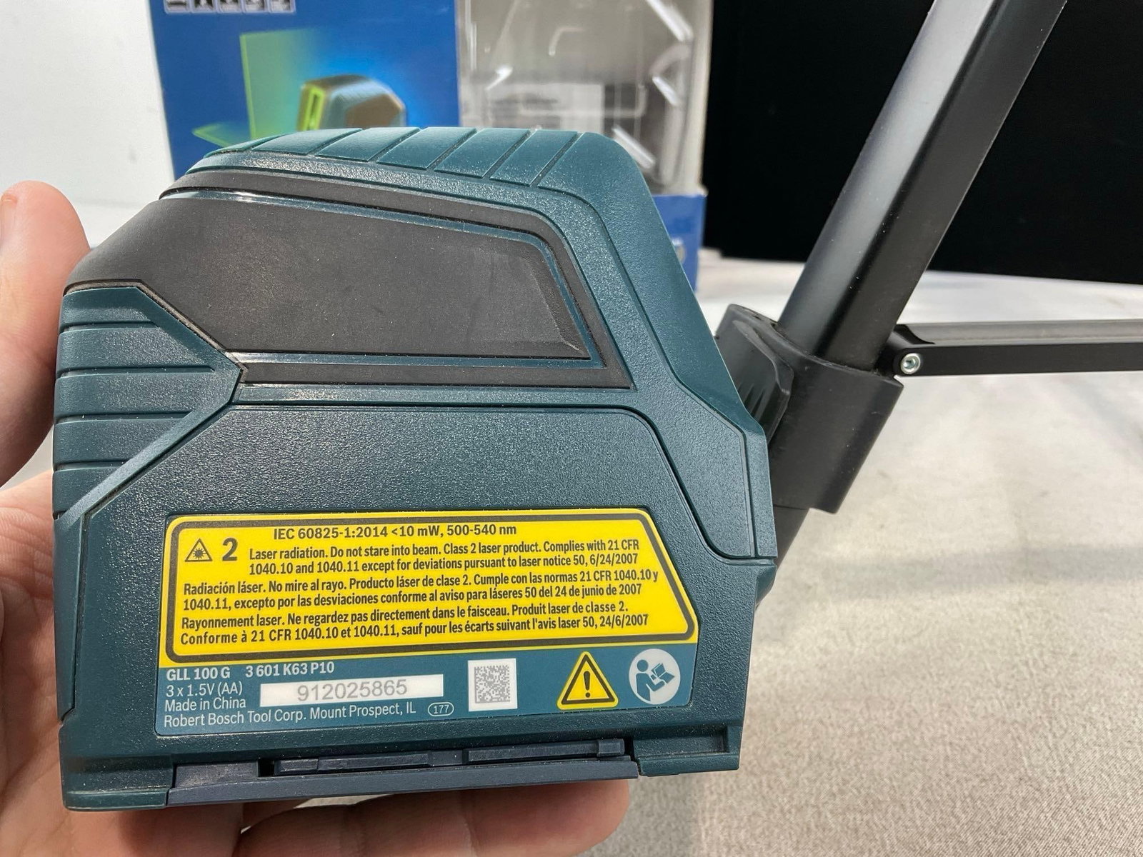 Bosch GLL100GX Green Beam Self-Leveling Cross-Line Laser, & matching Tripod - 7