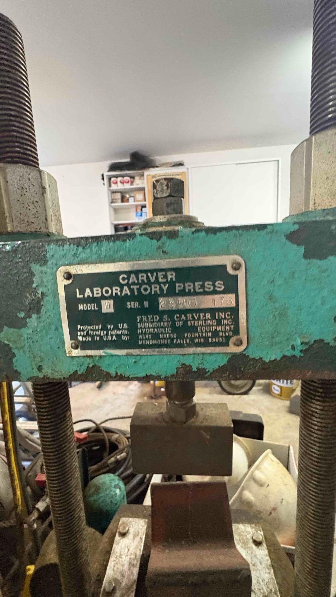 Caver laboratory Press Model M 25 ton Hydraulic press, Serial number 23505-178 - 2