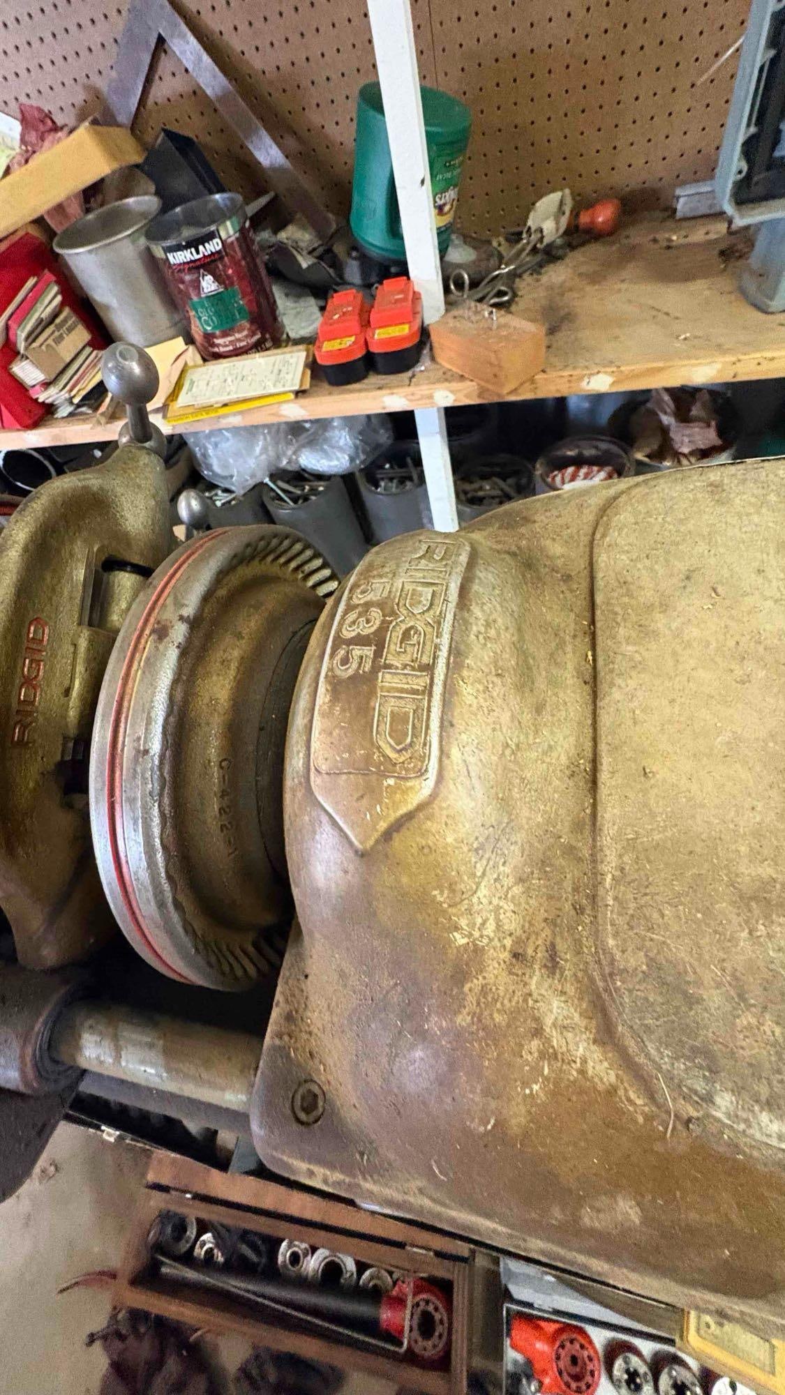 Vintage RIDGID Model 535 Pipe Threading Machine with stand working condtion w/ Attachmments - 2