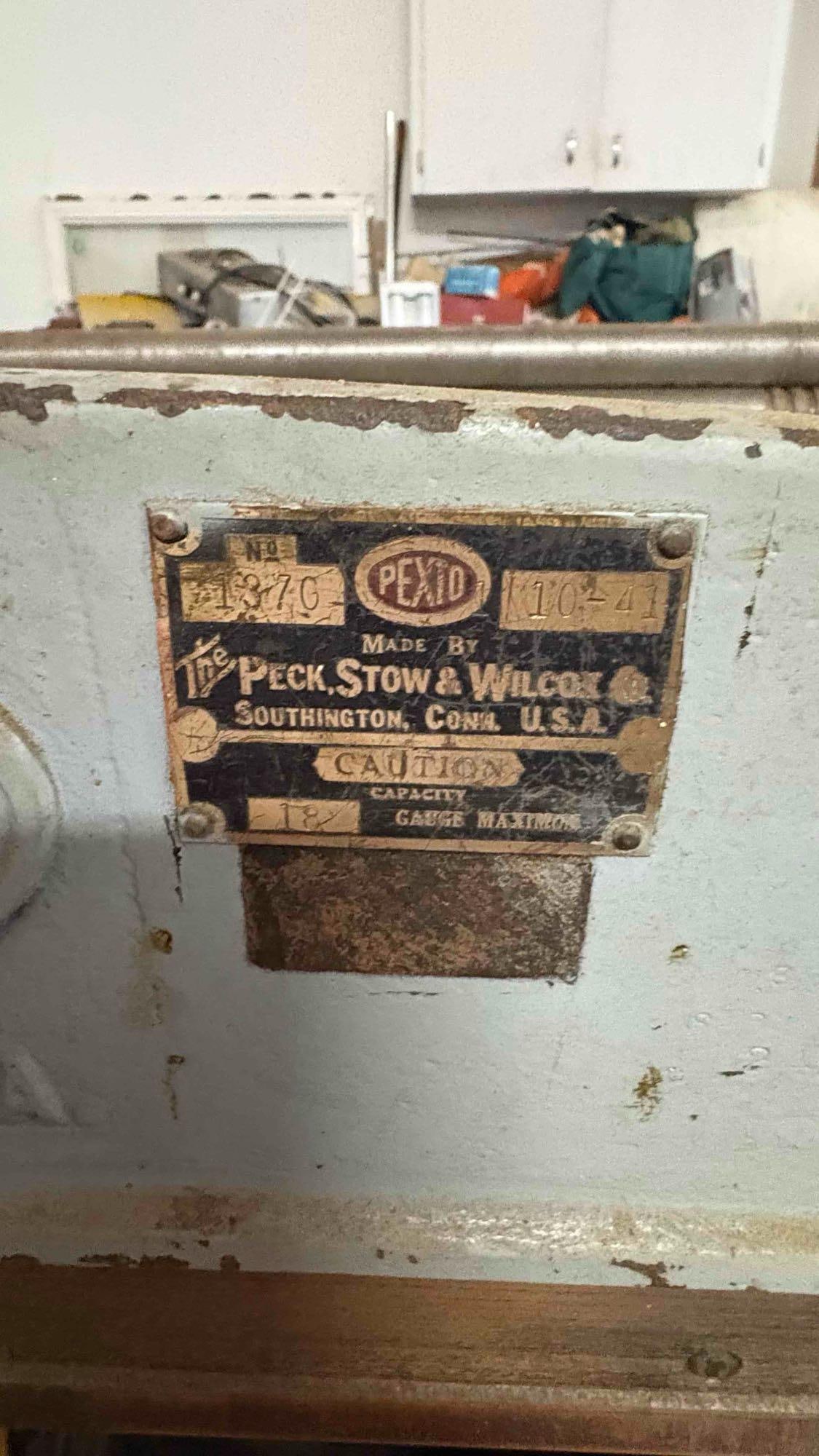 Vintage Pexto 137G industrial-grade manual foot-operated Metal squaring shear (Peck Stow & Wilcox) - 2