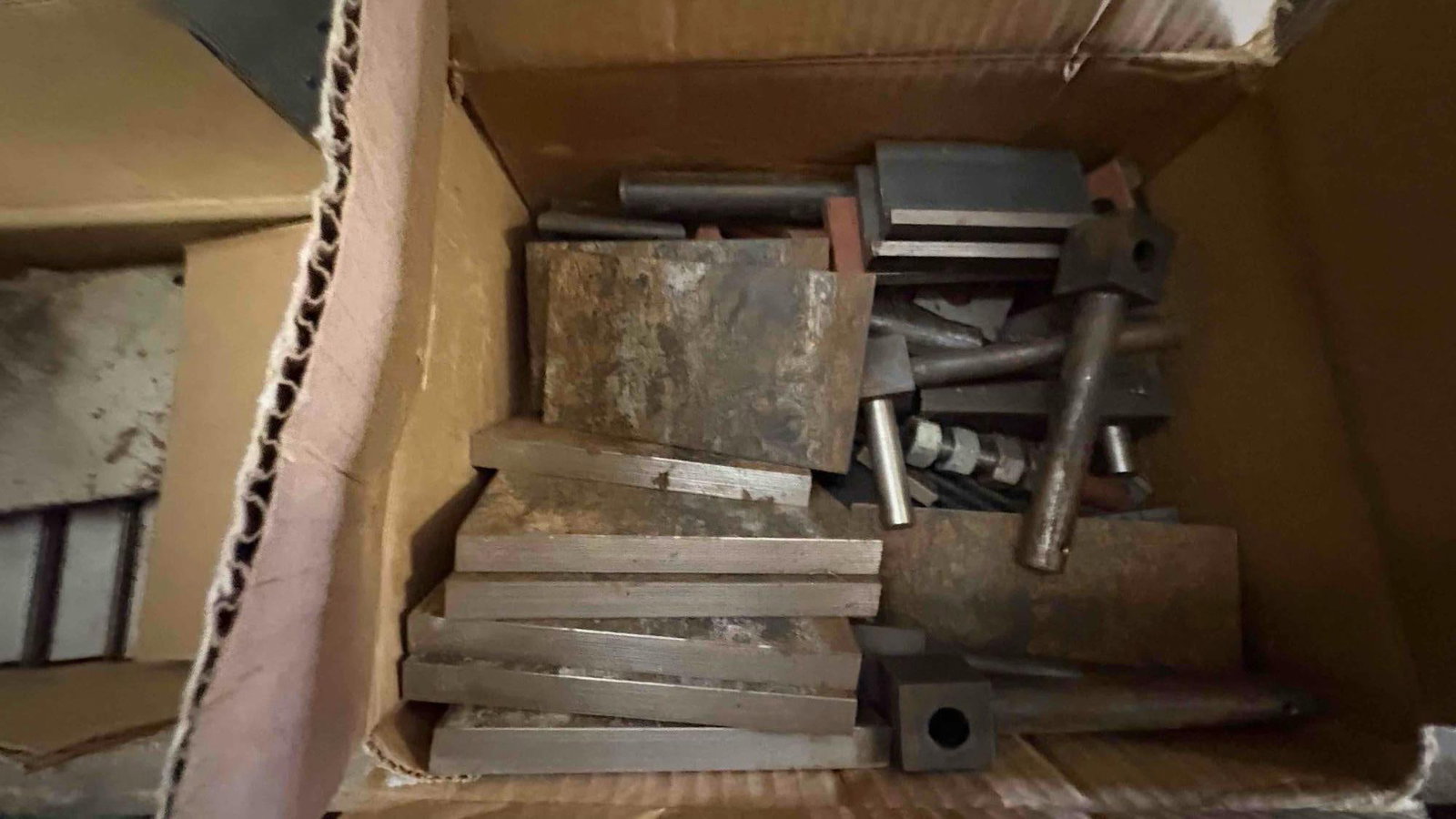 Vintage Connecticut Model U-322 manual, bench-top universal box & pan finger Metal bending brake - 6