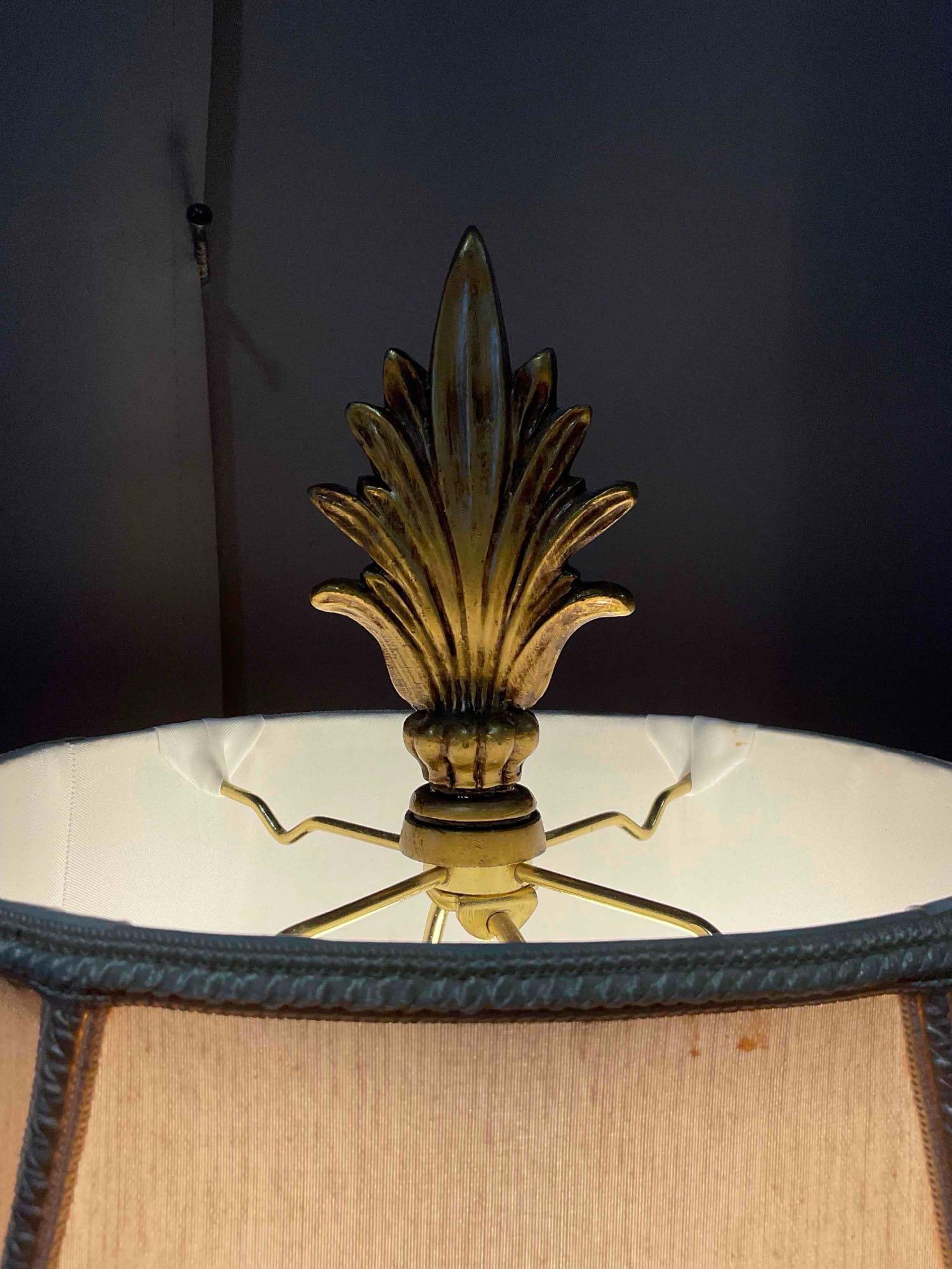Black & Gold Ceramic & Composite Urn Table Lamp w/ Pale Pink Fabric Shade. Tested, Works. - 4