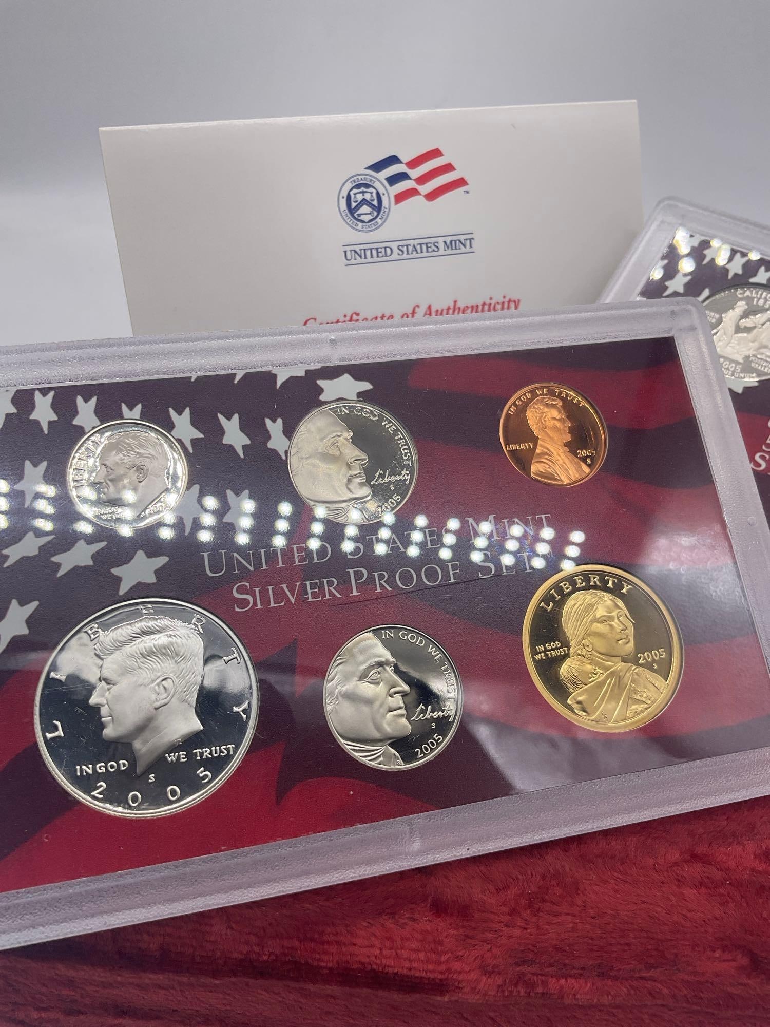 2005 10 coin Silver Proof set Includes 5 State quarters - 2
