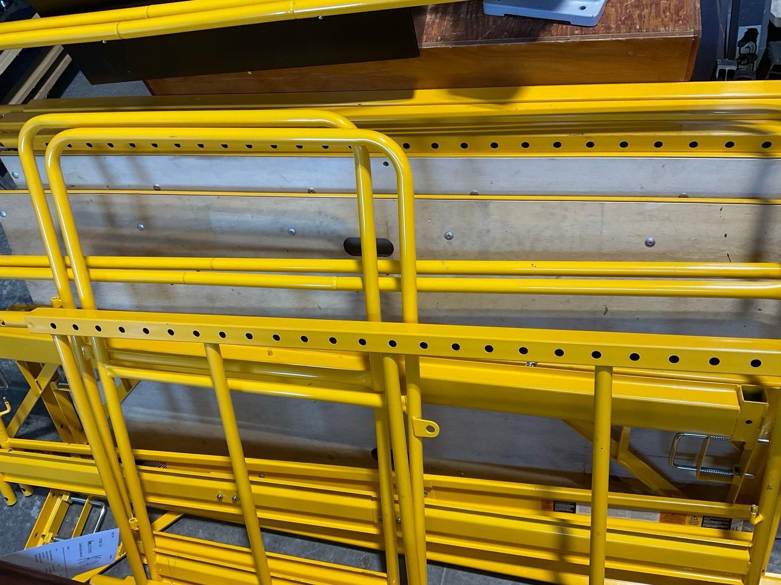 Metaltech Scaffolding, 2x 6 Foot Bakers, Guardrails System, w/Set of Outriggers, large caster whe... - 6