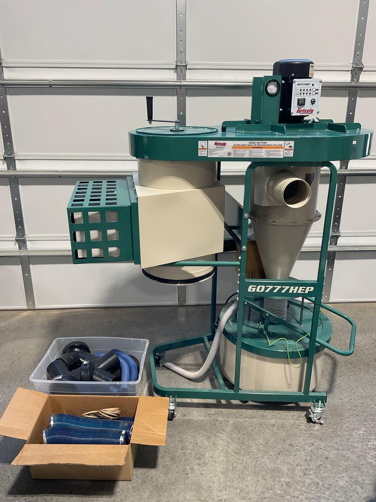 Grizzly Industrial Model G0777HEP Ultra-Quiet Dual-Filtration HEPA Cyclone, 72x64x38 inches
