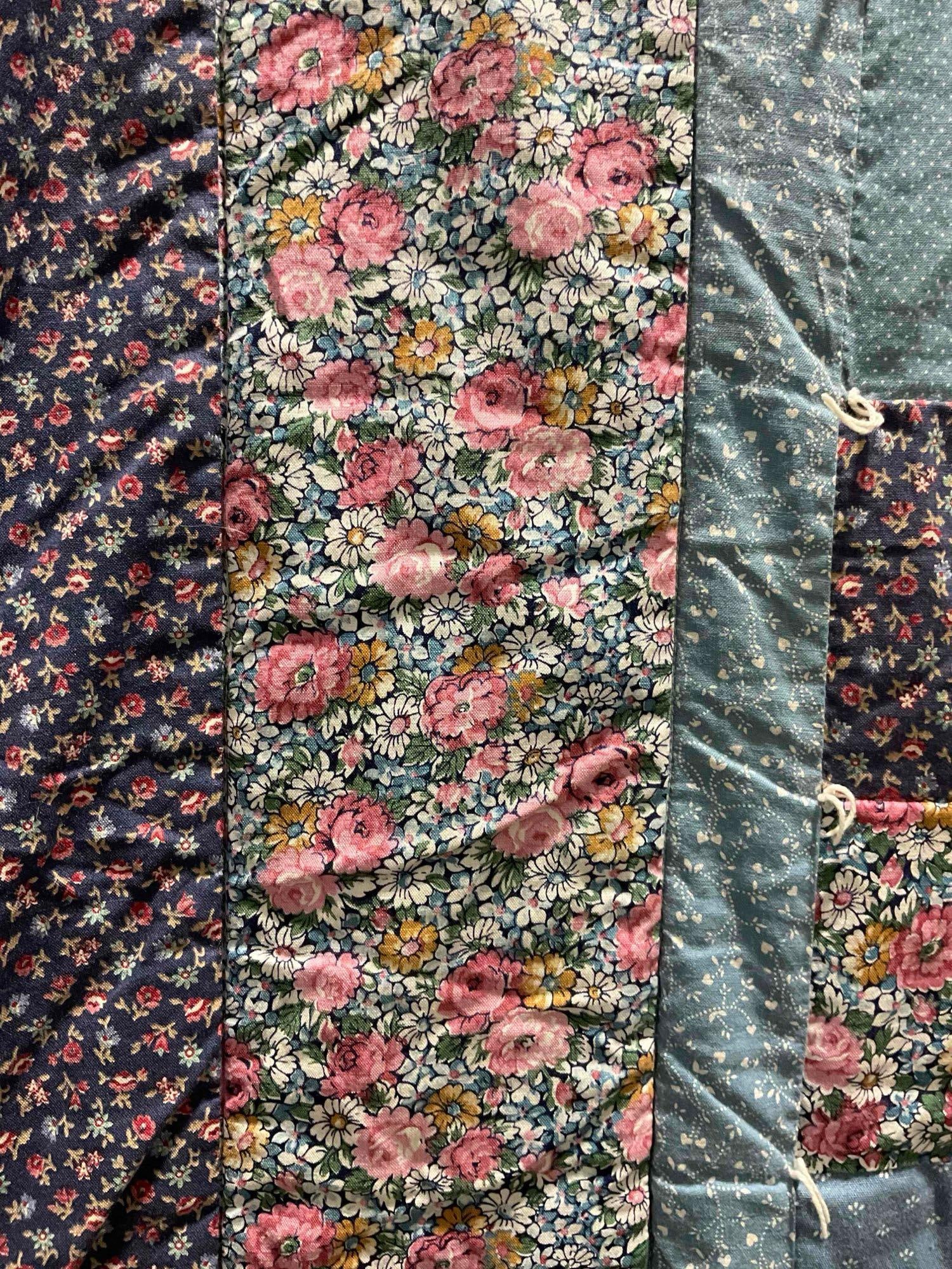 Vintage Multicolor Machine Quilted Patchwork Bedspread Blanket w/ Diamond Pattern. See pics. - 5