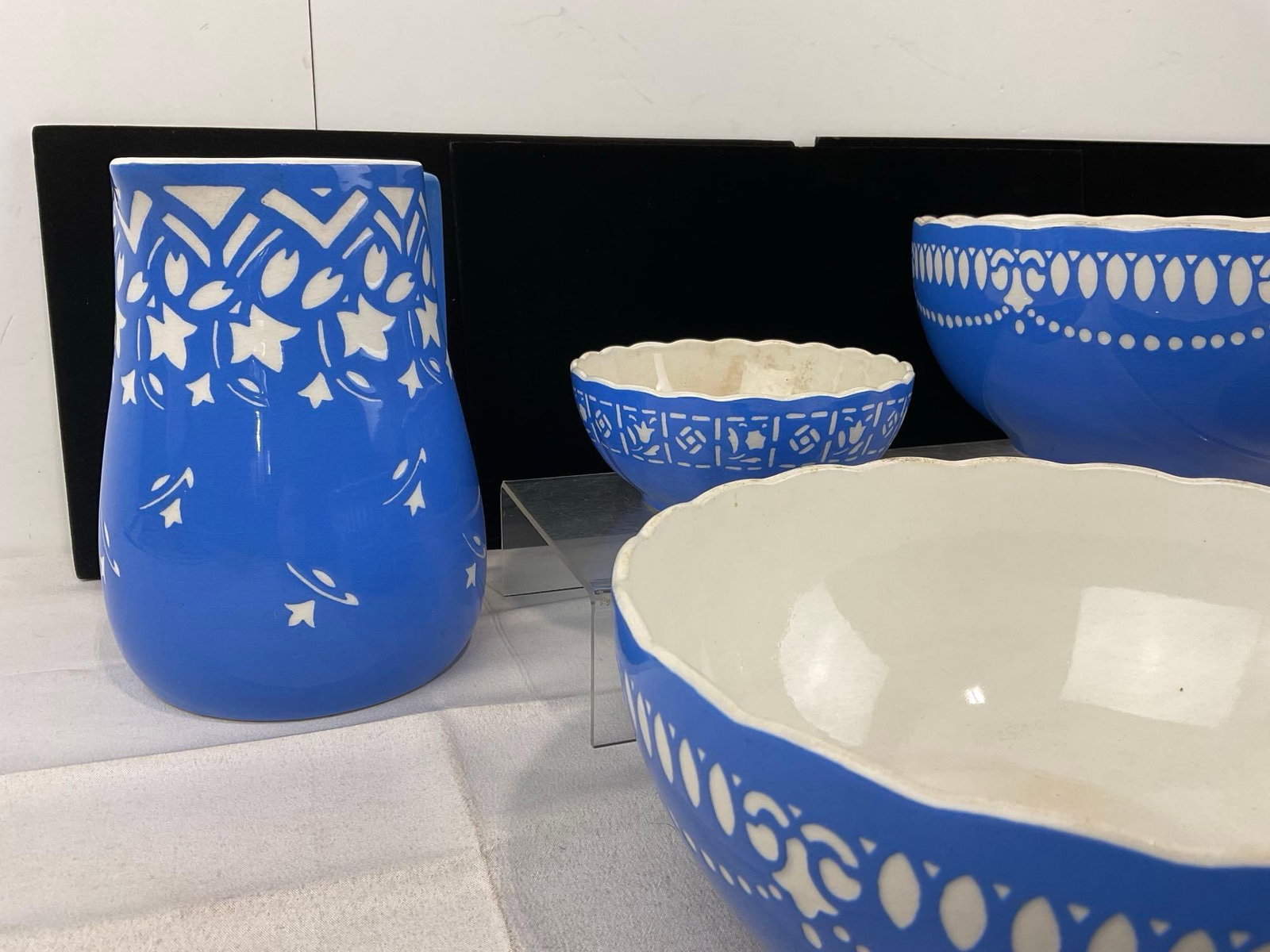 5 Vintage Villeroy & Boch Porcelain, Blue Cut to White finish, Saxony Patterns #6760, 6809 & 6812 - 3