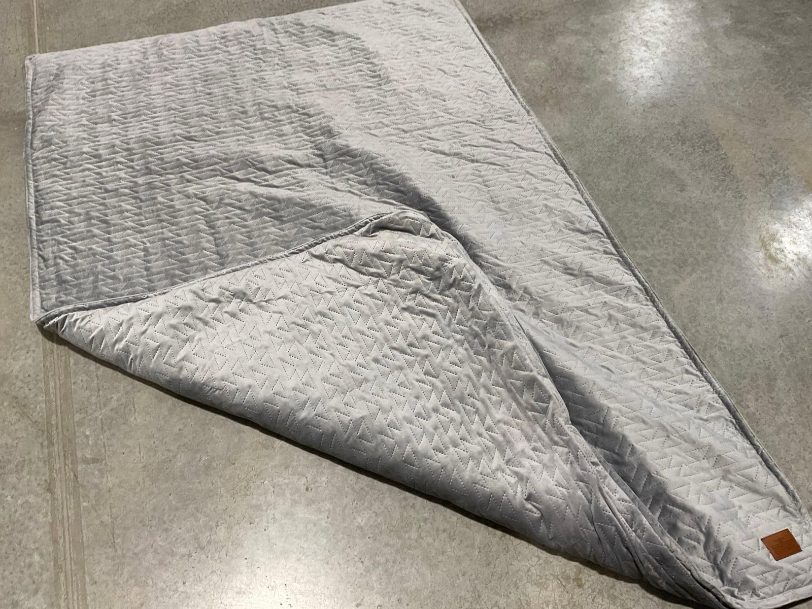 Pendleton Home Collection Grand Mesa Weighted Blanket, 48x72 inches - 4