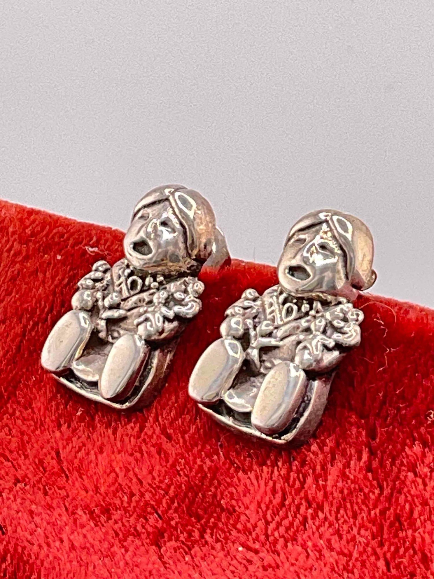 Vintage Sterling Silver Carol Felley Post Earrings w/ Storyteller Design. See pics. - 3