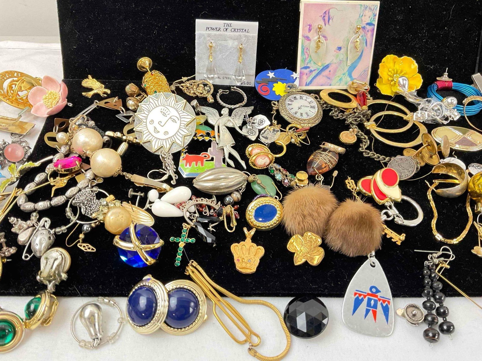 Large Uncounted Assortment of Costume Jewelry, incl. Earrings, Pins, Rings & More! See pics. - 2