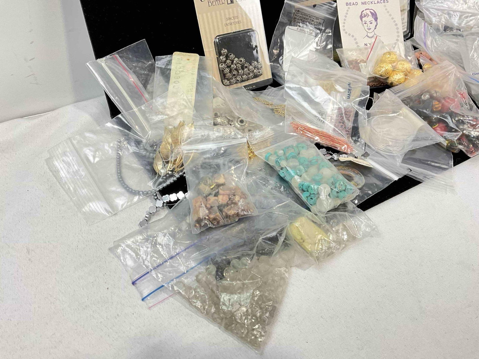 Large Uncounted Assortment of Jewelry Making Supplies, incl. Beads, Findings & More! See pics. - 3