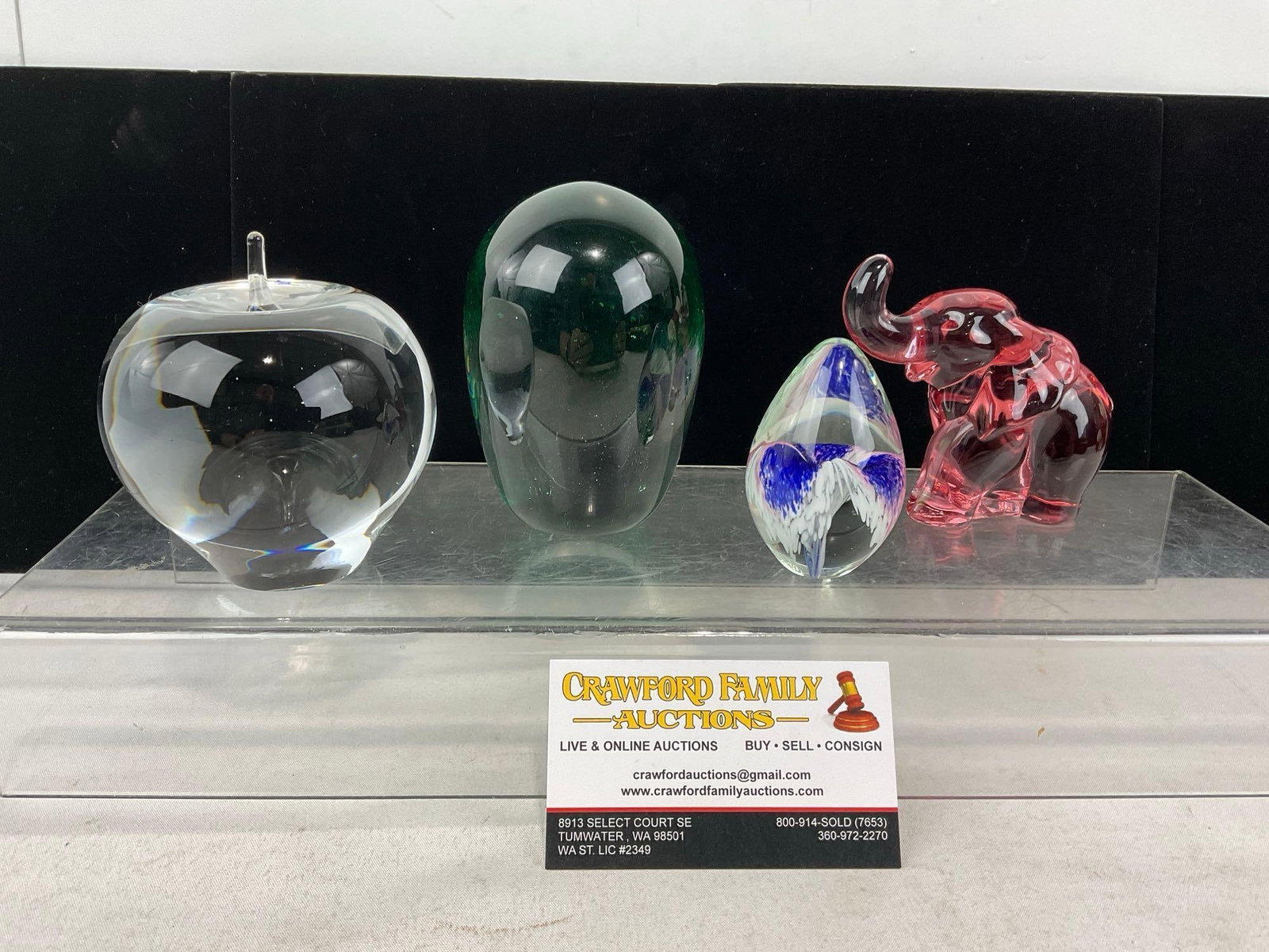 4 Art Glass pieces, Larson Crystal Apple, Green/Clear 2006 piece,Glass Eye Studio Egg, Pink Eleph...: One marked Larson, The green & clear piece looks to be marked Tyler C.... 2006. Appears to be in good shape. The piece measures approx 8h x 8w x 6d inches. See pics. E-6230