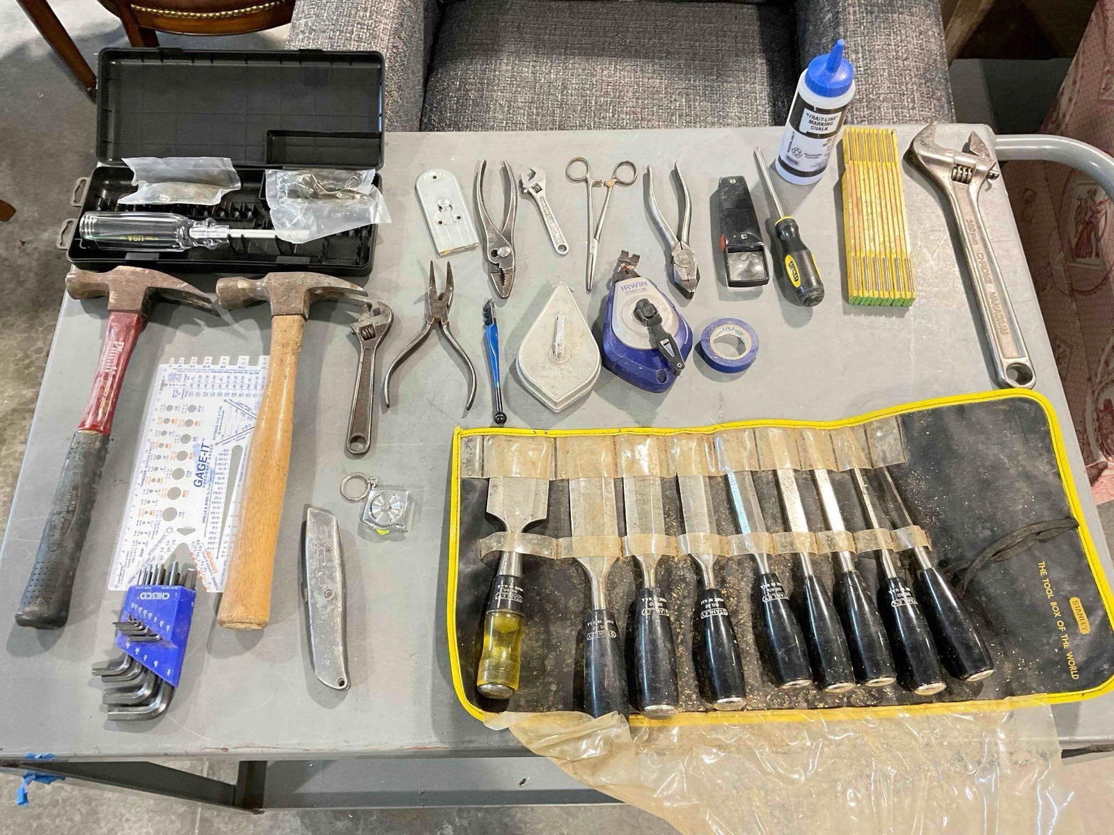 23 pcs Hand Tools & Supplies, incl. Stanley Wood Chisel Set, Plumb Hammer & Much More! (1 of 4)