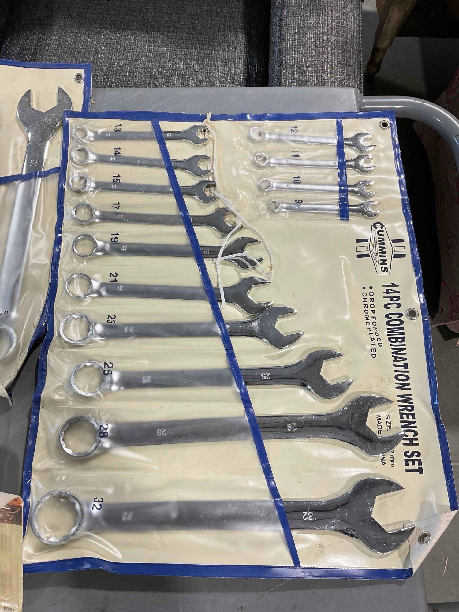 10 pcs Hand Tools & Supplies, incl. 2x Cummins 14pc Combination Wrench Sets & More! See pics. - 3