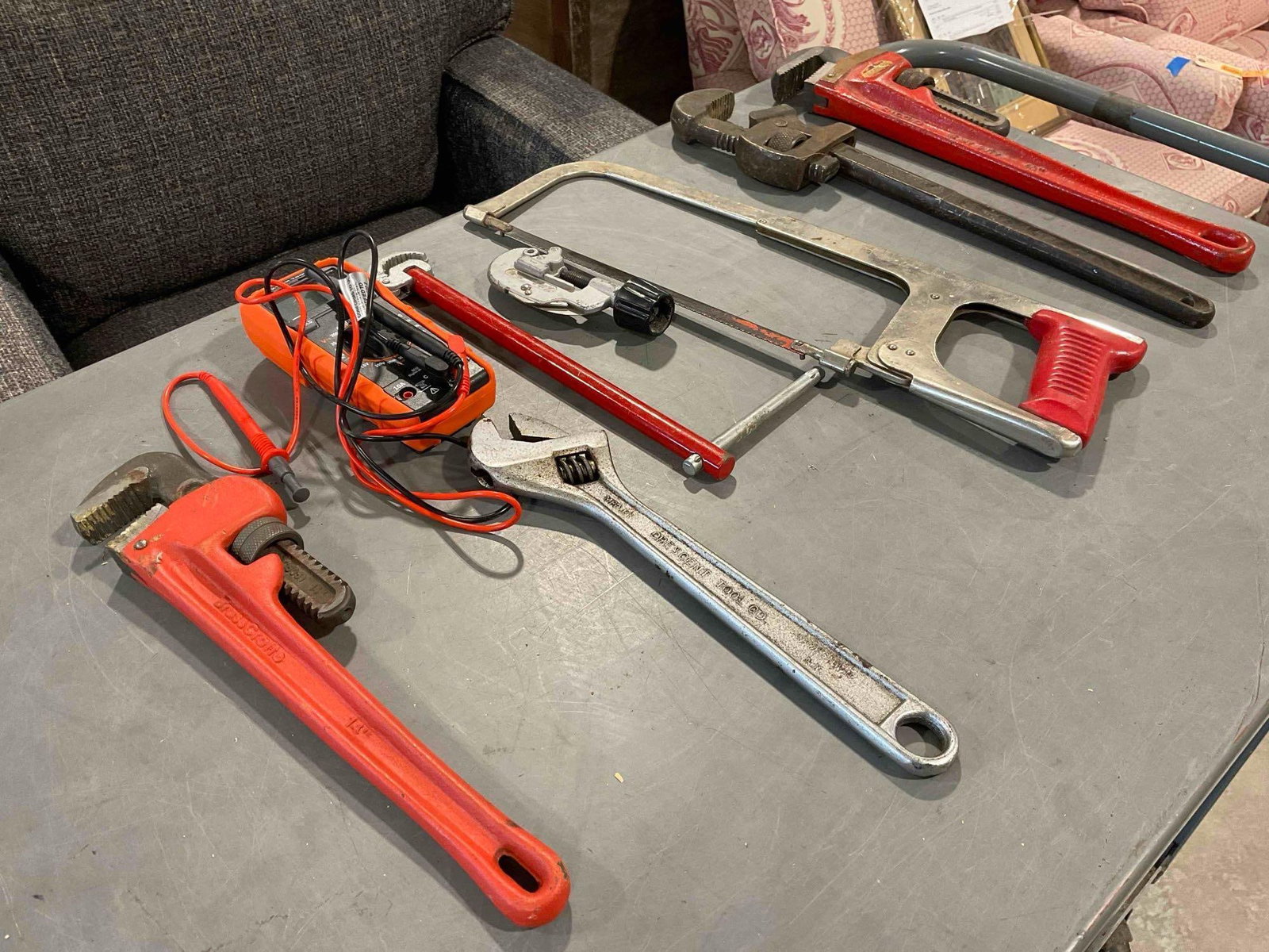 8 pcs Hand Tools & Supply Assortment, incl. Ridgid Heavy Duty 18" Pipe Wrench & Much More! - 3