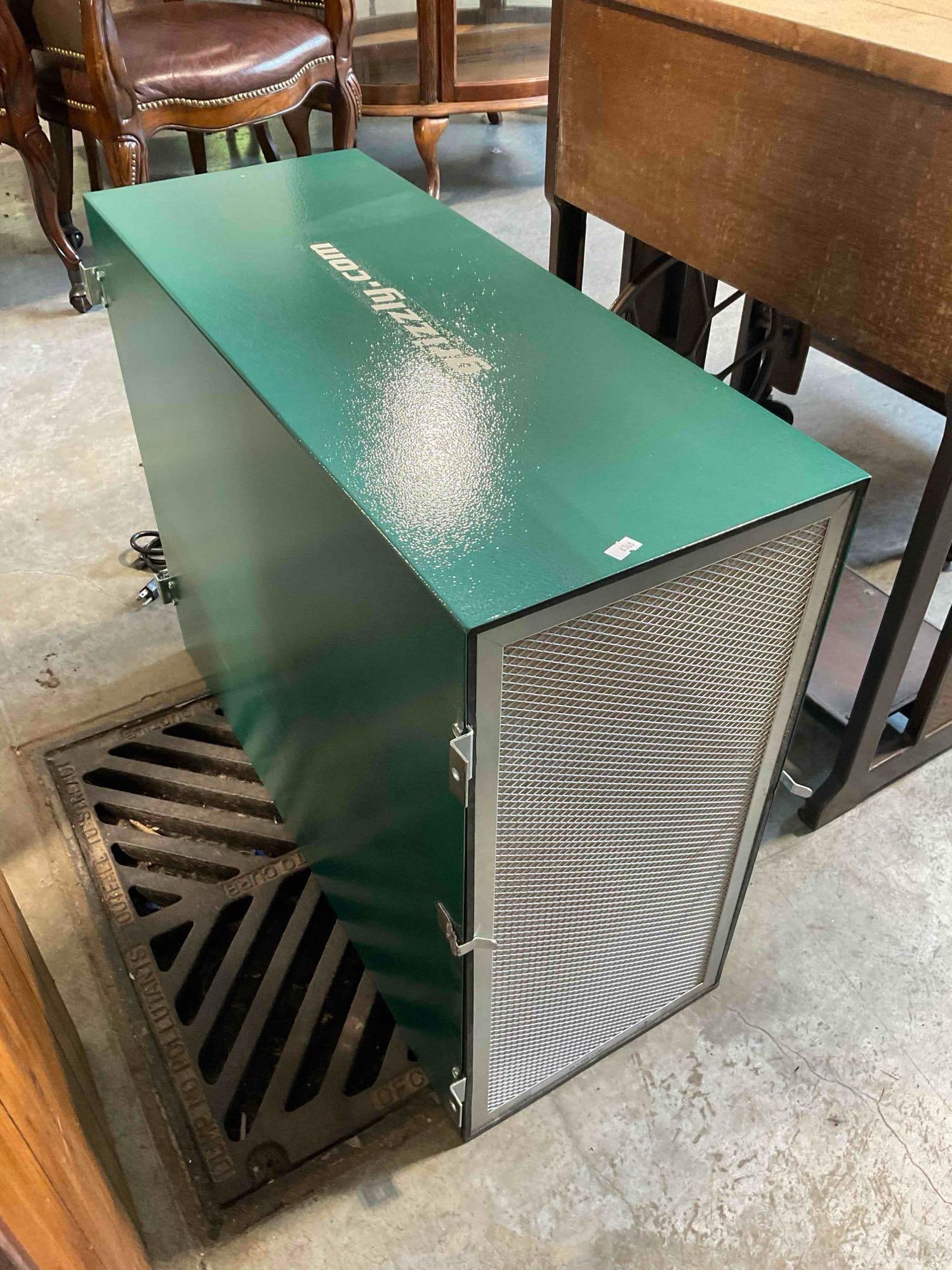 Grizzly Industrial Model G5955 Heavy Duty Hanging Air Filter. Tested, Works. Good Condition. - 3