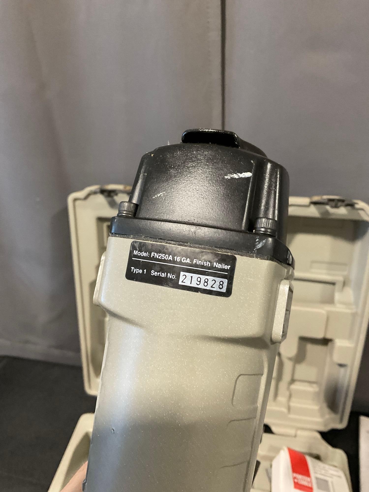 Porter Cable Model FN250A 16 GA Finish Nailer in molded plastic case, w/manual - 4