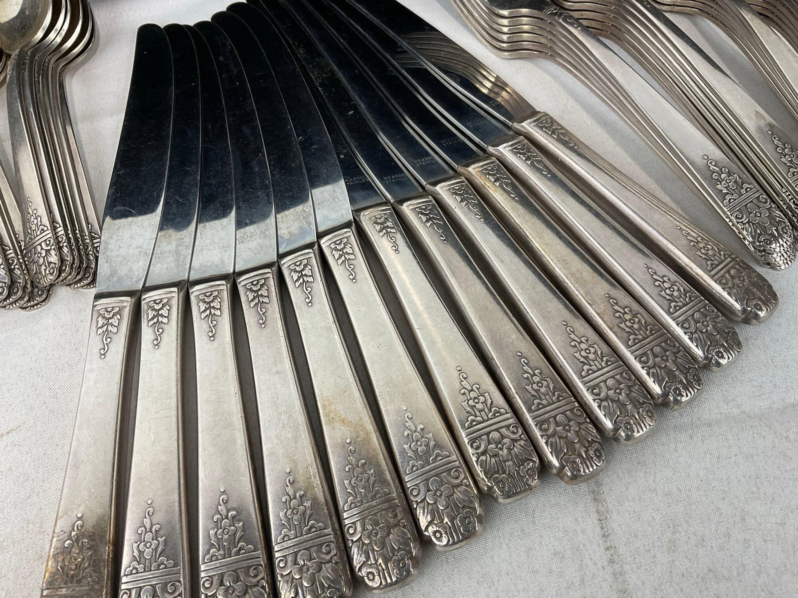Set of Silver Plated Flatware, Early 20th Century WM A. Rodgers A1 Plus, approx 72 pieces - 3