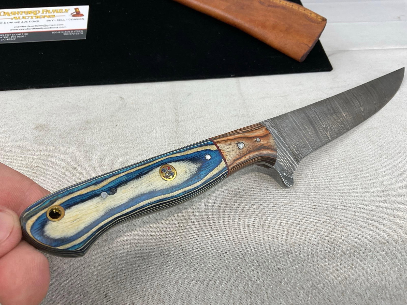 7 inch Damascus Blade Knife, w/Leather Sheath, Tinted Wood Handle, Blue & Brown - 5