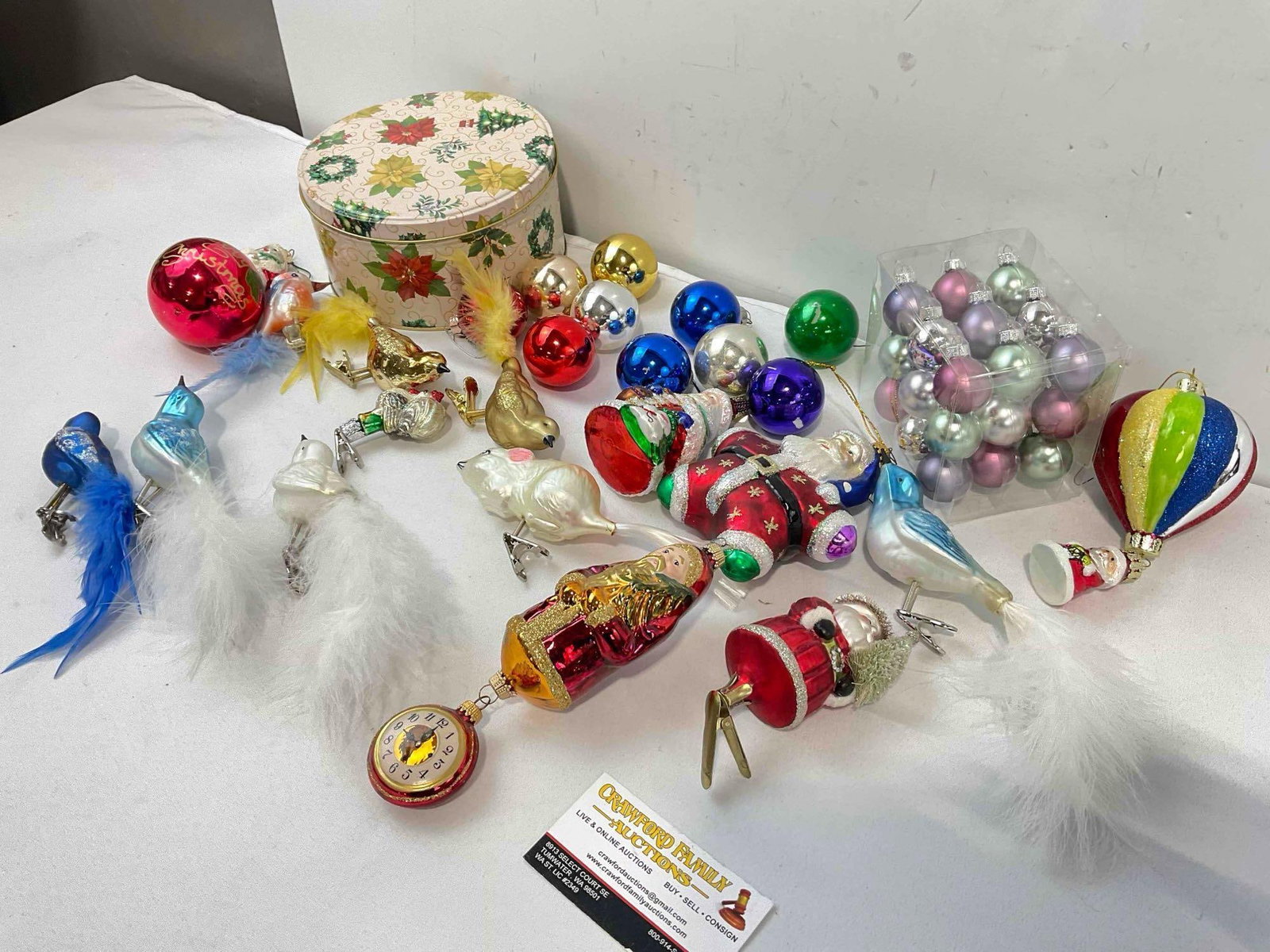26 pcs Christmas Decoration Collection, incl. Glass Bauble Ornaments & Poinsettia Tin. See pics. - 2
