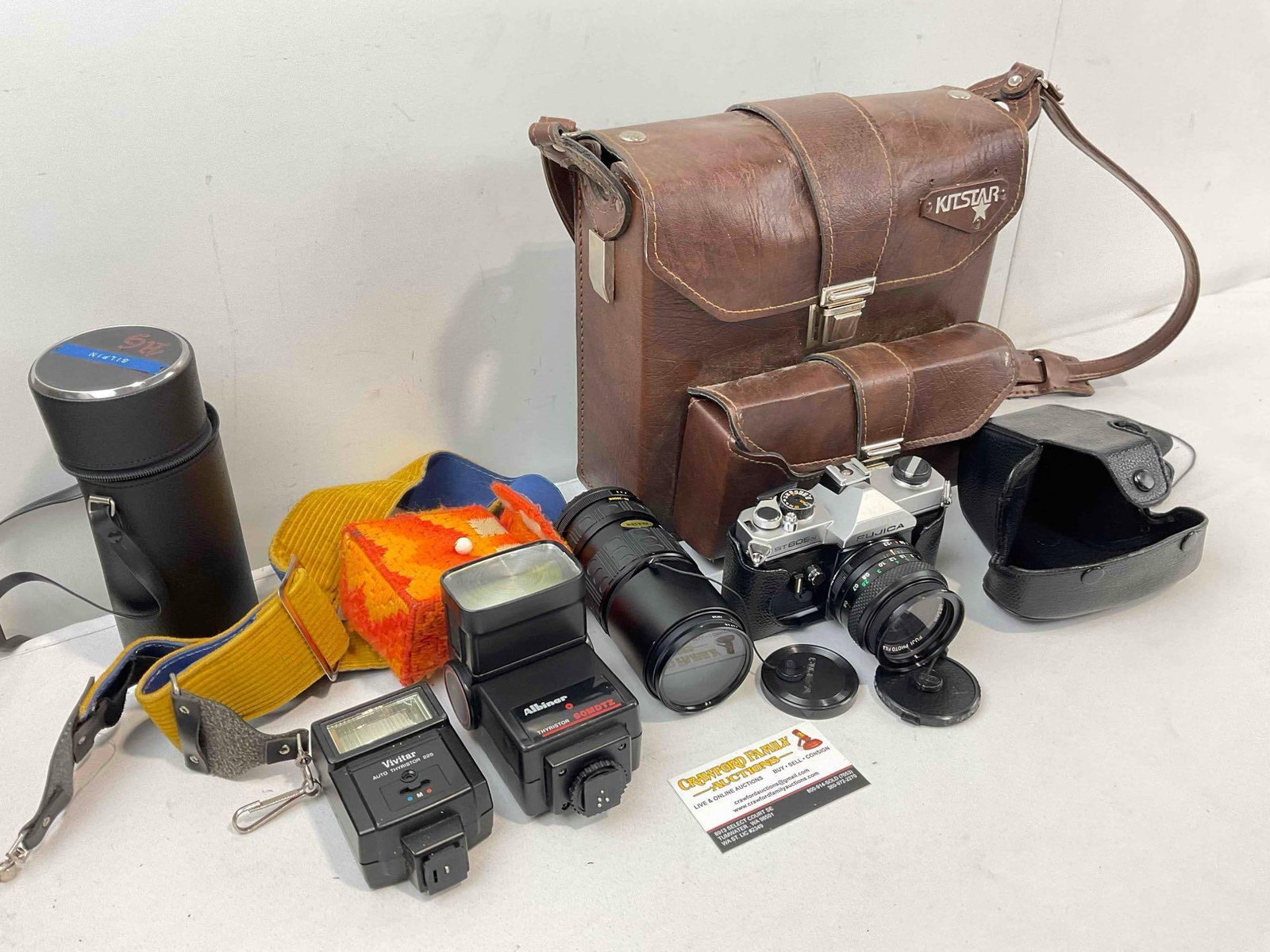 8 pcs Vintage Camera Equipment, incl. Fujica ST605N 35mm Camera w/ Fujinon 55mm Lens. - 2