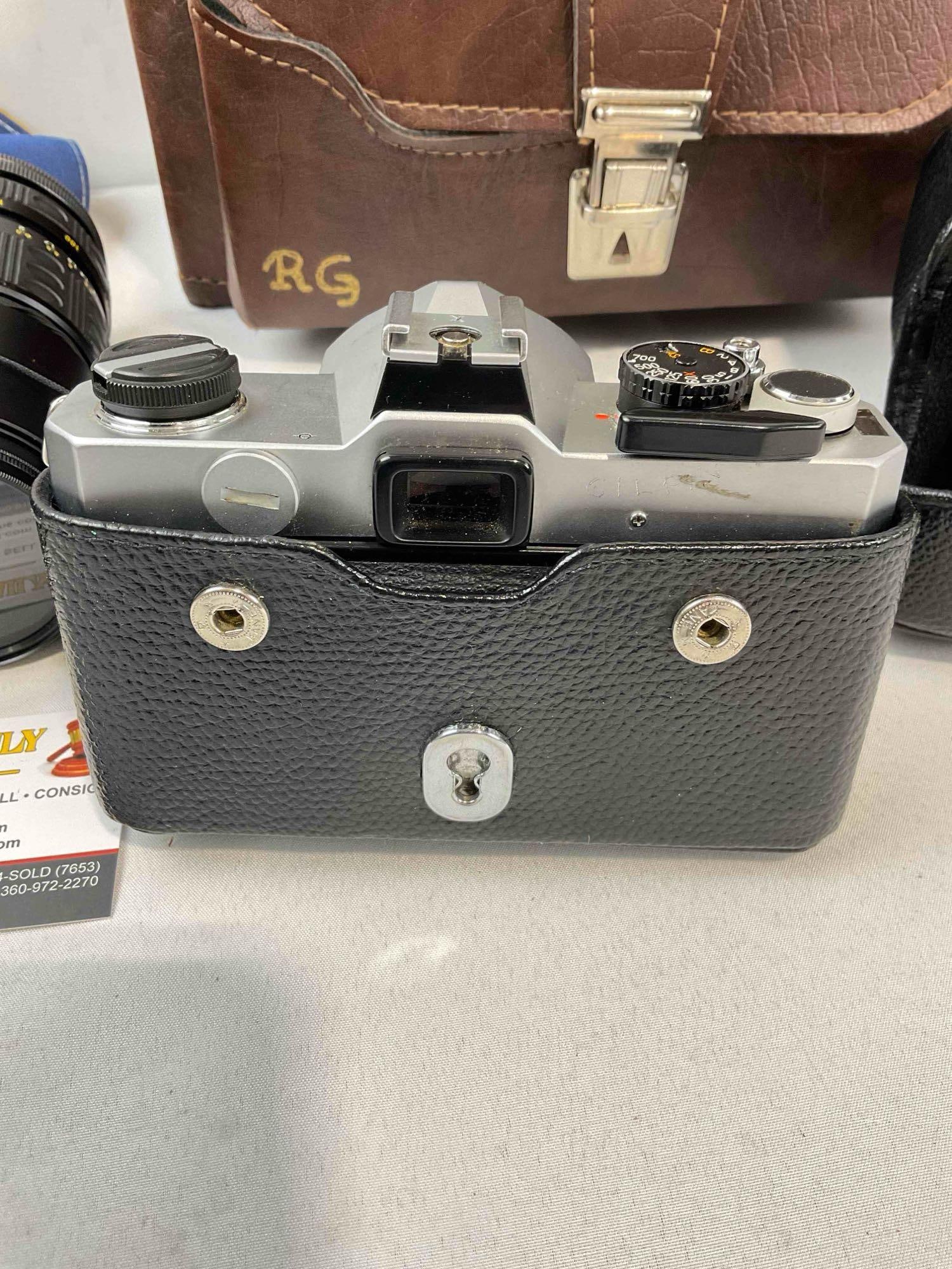 8 pcs Vintage Camera Equipment, incl. Fujica ST605N 35mm Camera w/ Fujinon 55mm Lens. - 8
