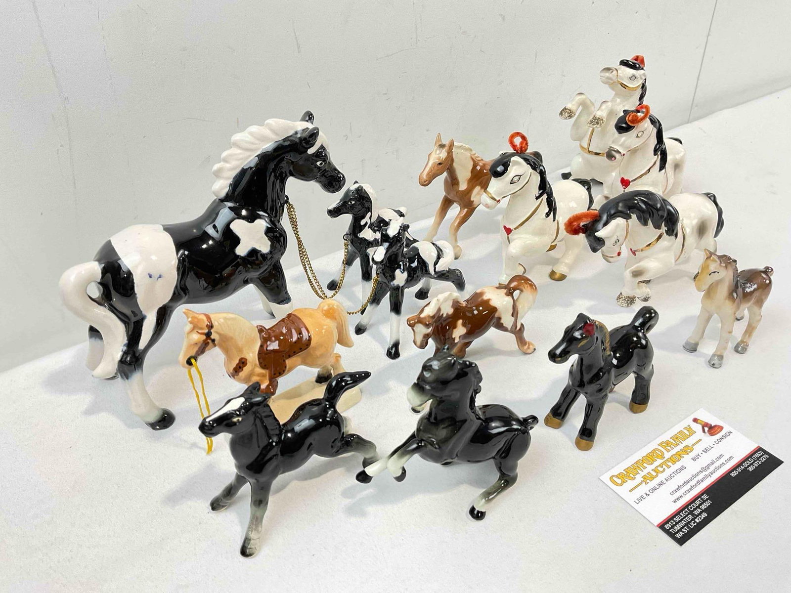 12 pcs Vintage Ceramic Horse Figurines. Paints, Circus Horses, And More! Good Condition. See pics. - 2