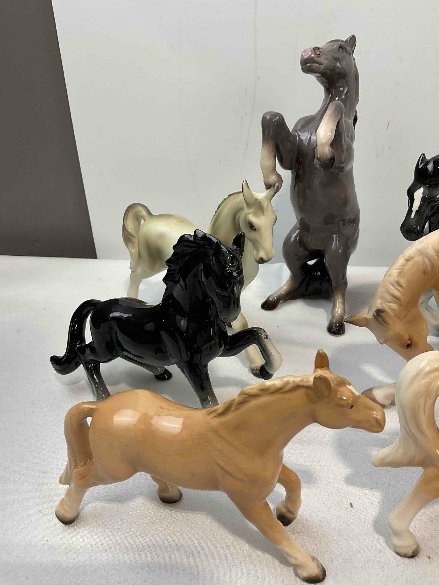 12 pcs Vintage Ceramic Horse Figurines, incl. Palominos, Grays, Blacks & More! Good Condition. - 4