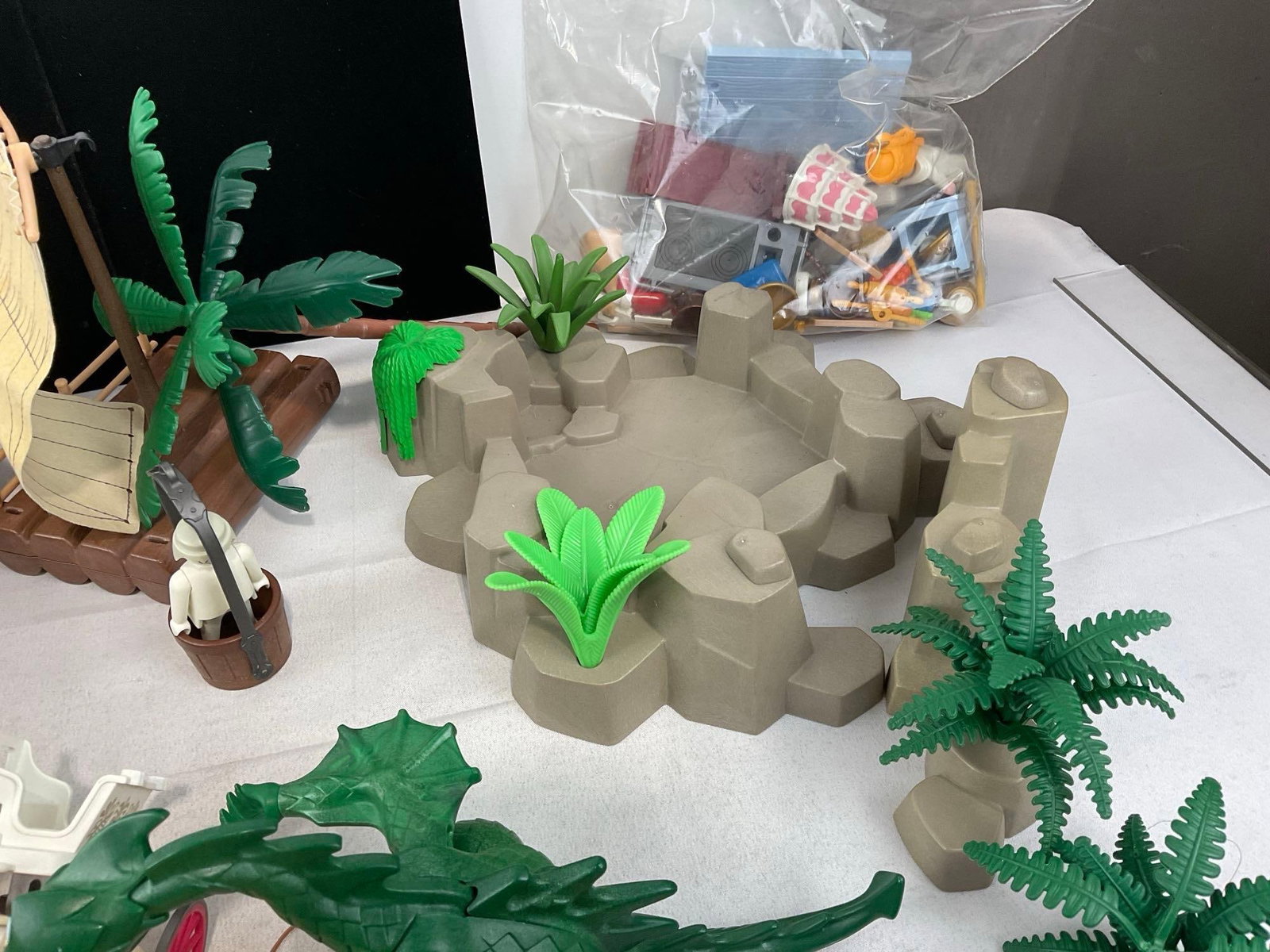 Large Selection of Playmobil Figures, Castle Walls, Rocks, Horses, Dragon & more, 100+ pieces - 5