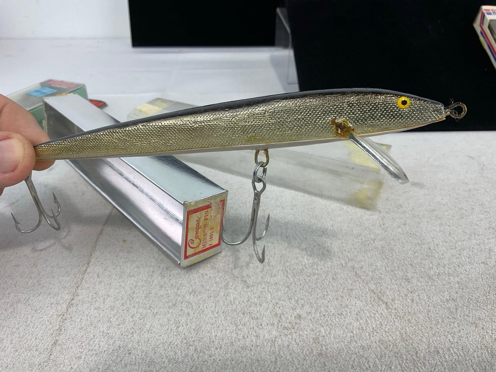 3x Long Floating Lures, 2x Rapala Original, 1 silver, 1 Perch pattern, & Rebel Fastrac FT2041 Min... - 6
