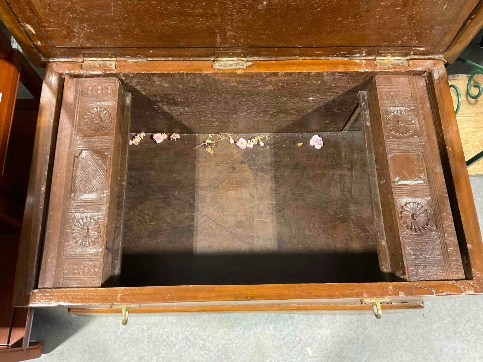Vintage Wood Blanket Chest w/ Brass Details and Carved Inner Compartments. Fair Condition. - 4