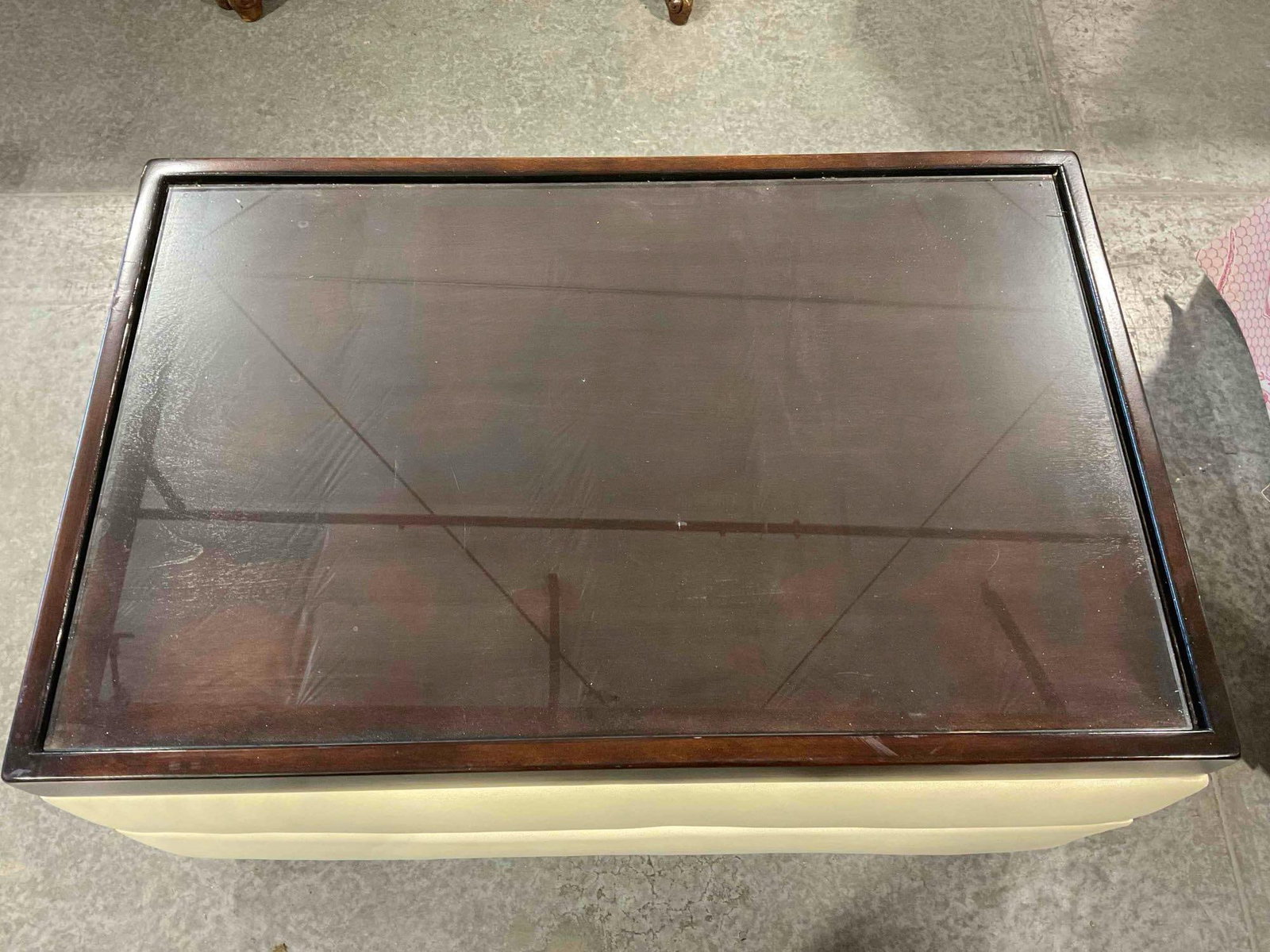 Modern Glass Topped Coffee Table w/ Wood & Cream Vinyl Base. Measures 35" x 23" x 17" See pics. - 4