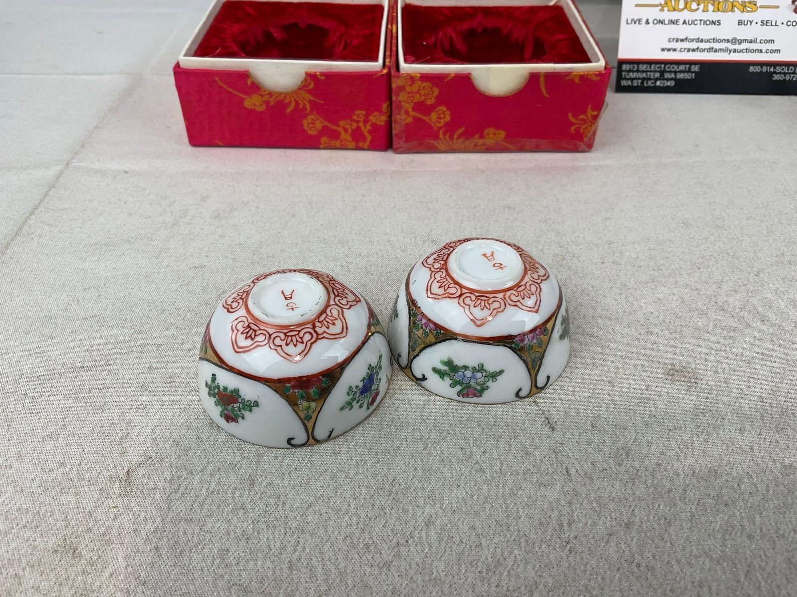 Set of 8 Chinese Mini Teapots, & Pair of cups, Pair of Baoding Balls, in boxes - 4