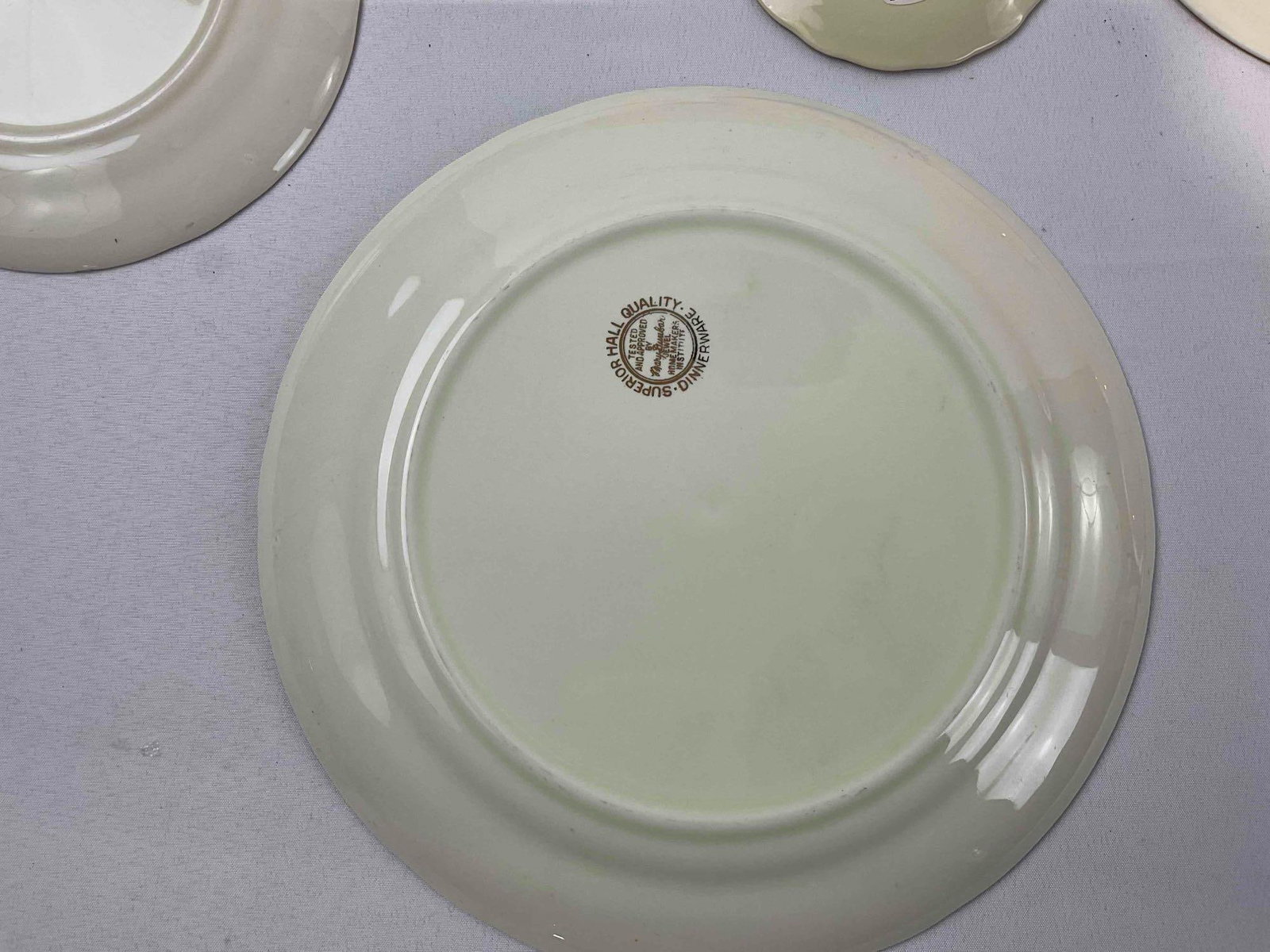 30 pcs Ceramic Dishes w/ Hall's Autumn Leaf Pattern, 28x Hall & 2x China Specialties. See pics. - 8