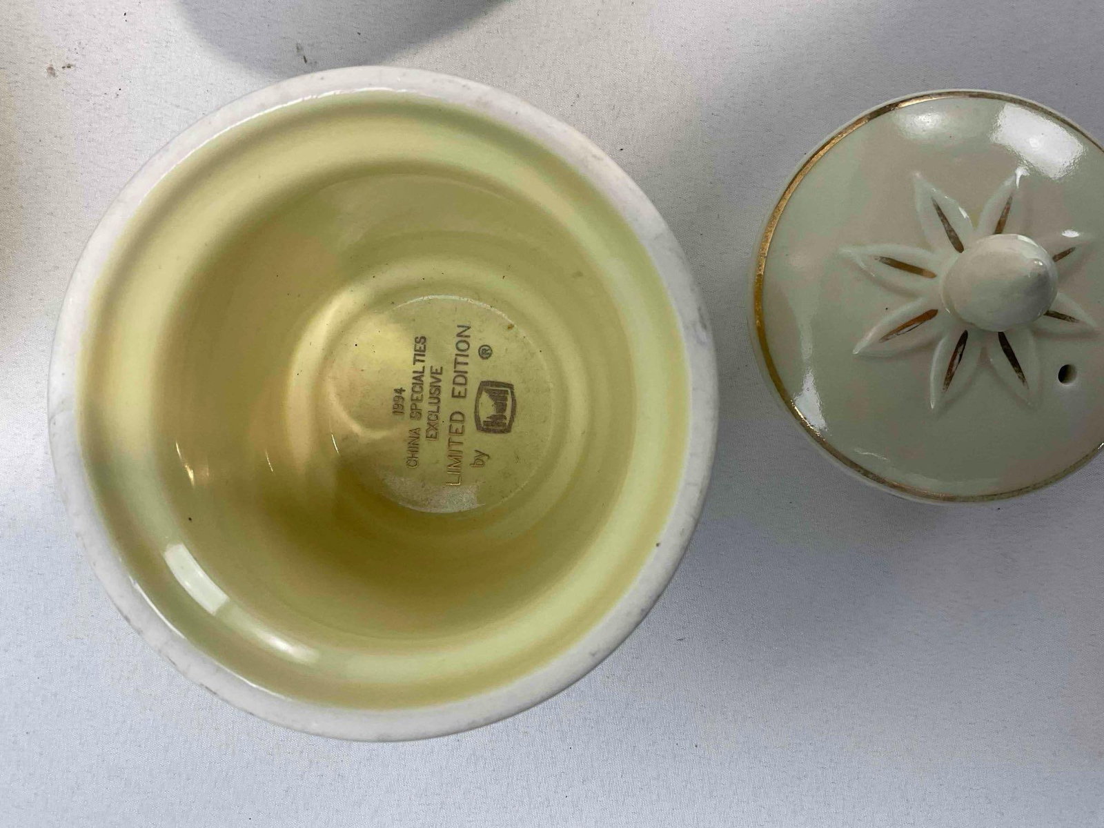8 pcs Vintage Hall China Ceramic Assortment w/ Autumn Leaf Design, incl. Jars & More! See pics. - 4