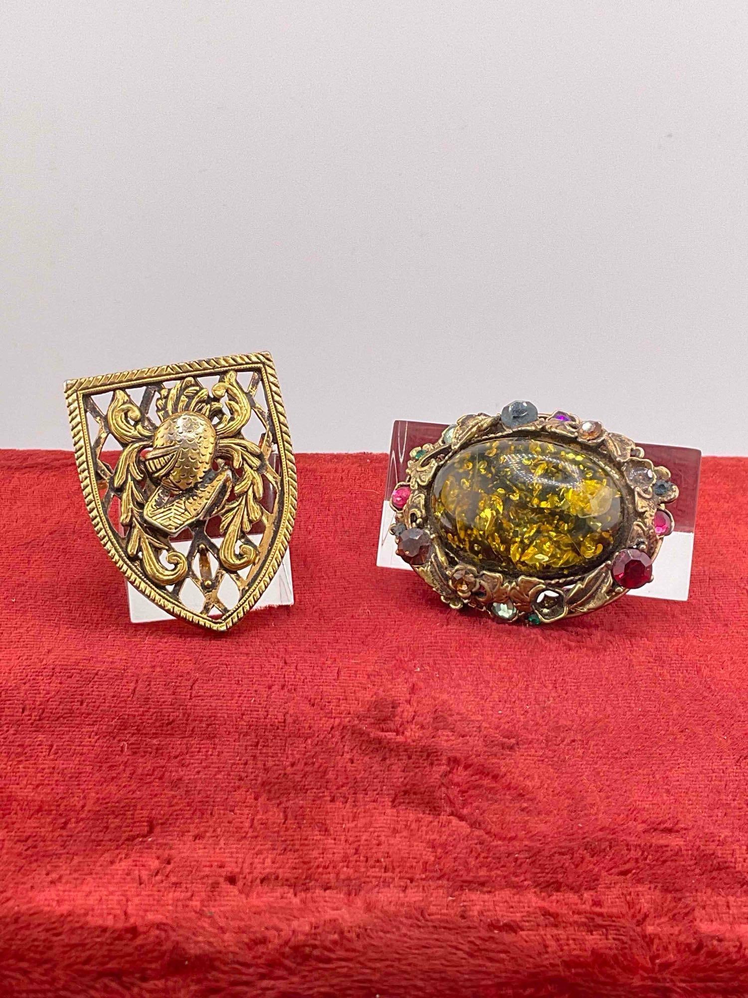 2x Vintage brooches Alucraft Heraldic Shield & Filigree setting Multi-Colored RhineStone chantons - 2