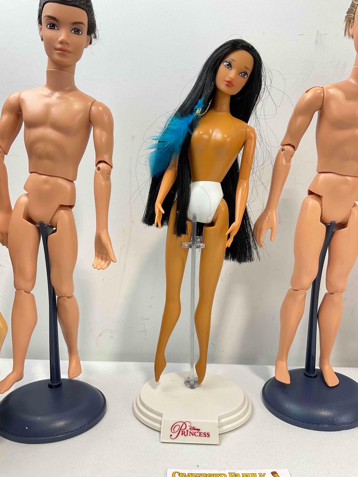 6 pcs Barbie Toys, incl. 4x Collectible Fashion Dolls w/ Stands & 2x Horses. Fair Condition. See - 4
