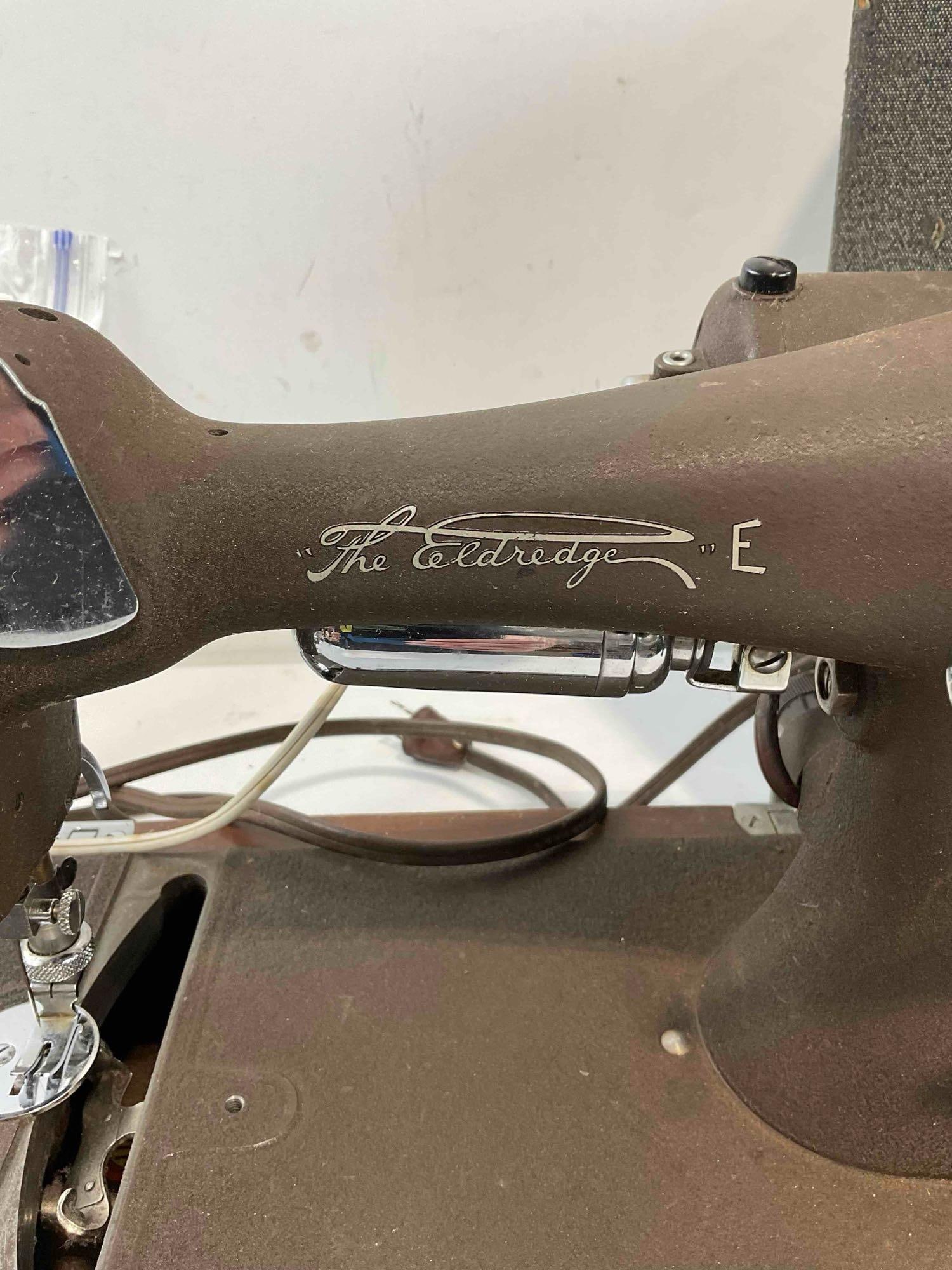 Vintage Eldredge "E" Electric Sewing Machine w/ Case & Attachments. Tested, Works. See pics. - 2