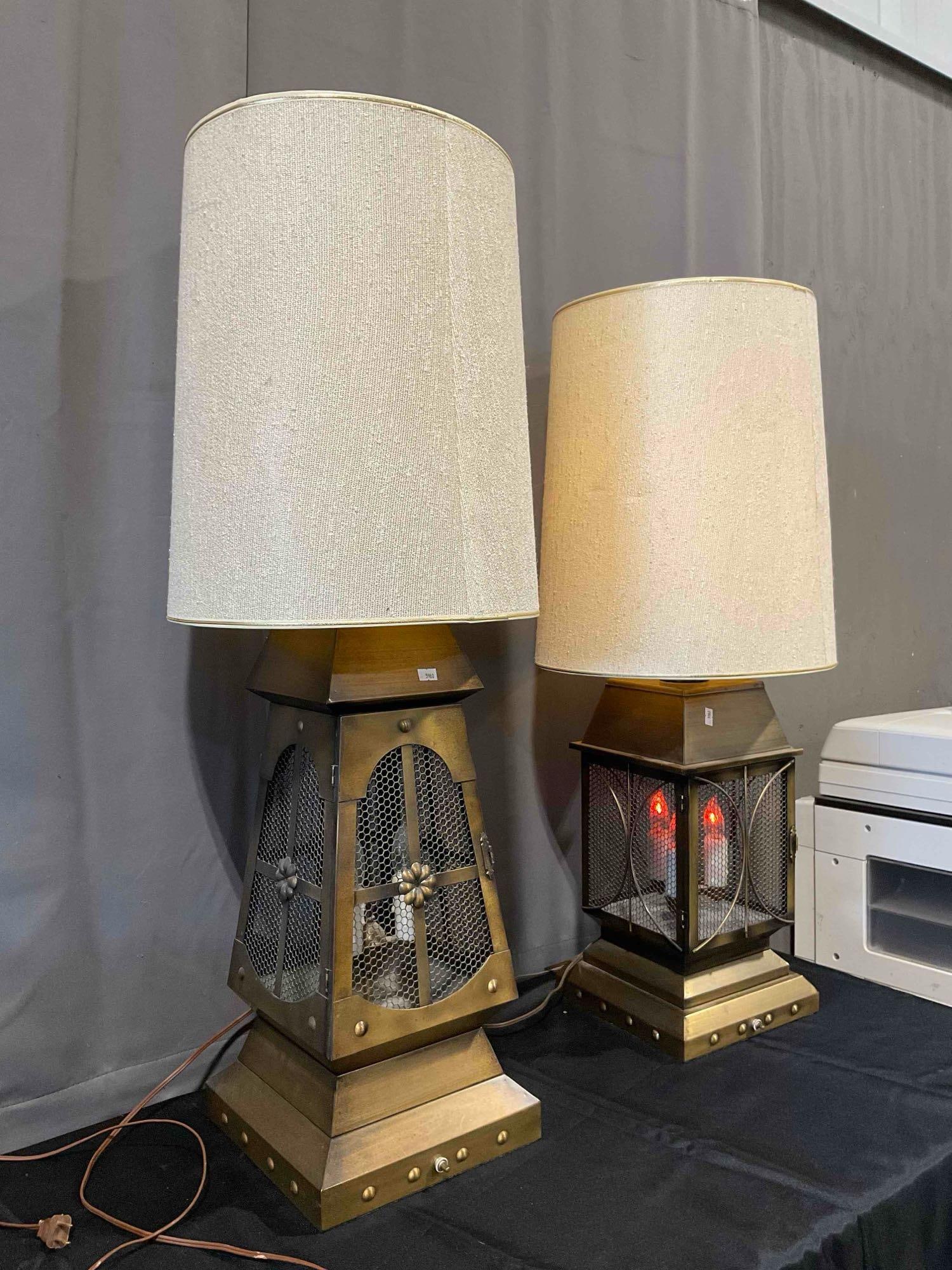 2 pcs Vintage Brass Toned Metal Lantern Style Table Lamps w/ Fabric Shades. Tested, Work. - 3