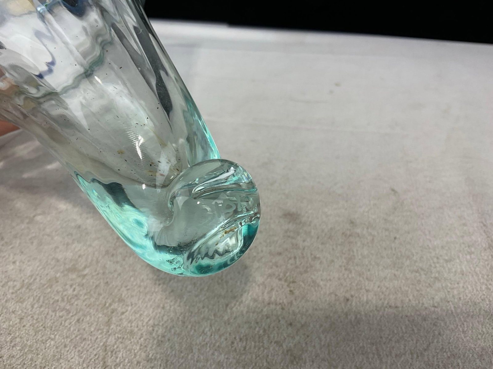 Hand Blown Glass Frilled Edge Vase, Blue rim, Etched signatures - 5