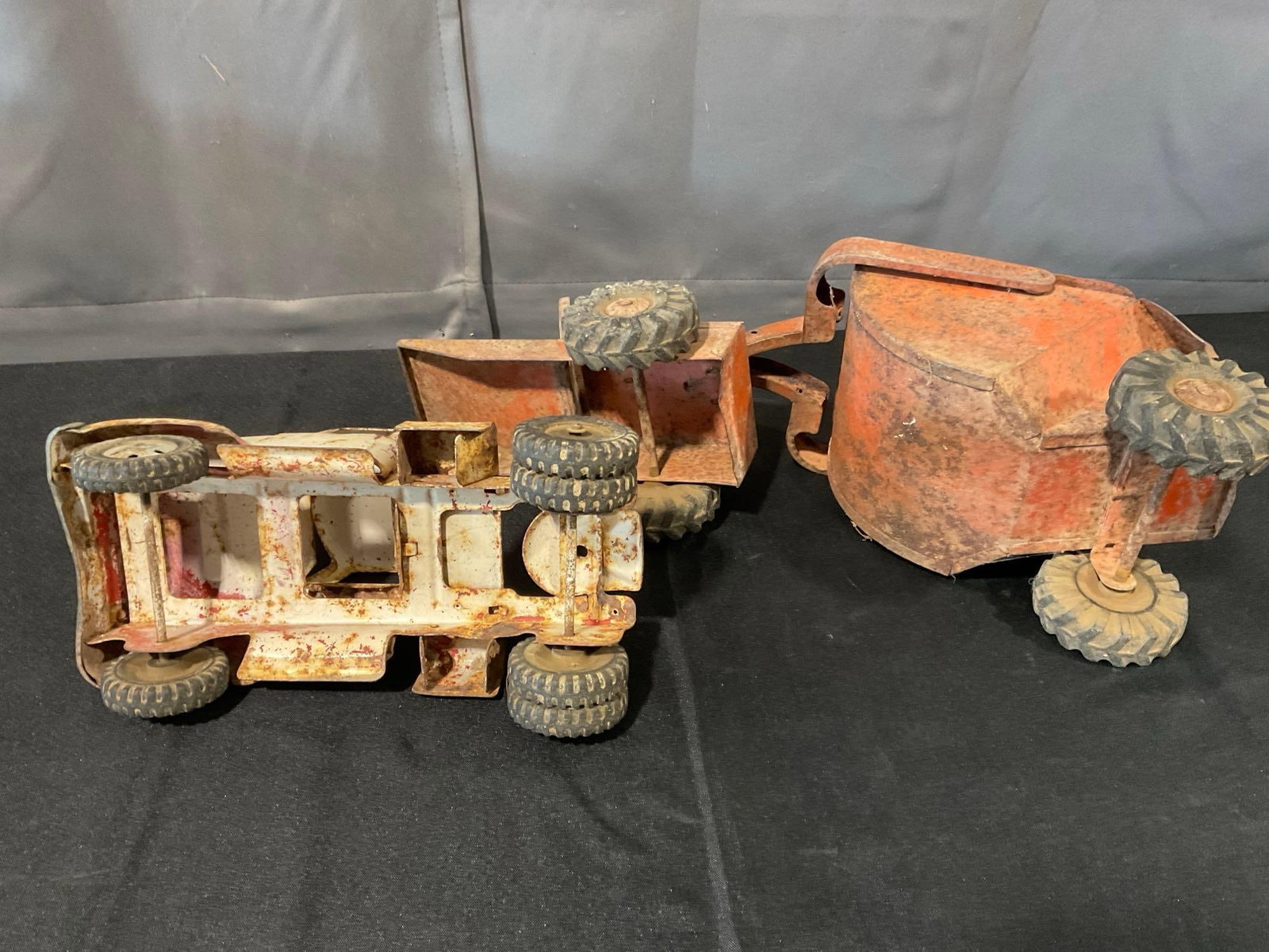 Vintage Pressed Metal Semi Truck Cab & Structo? Articulated Dump Rocker Toy, oxidized finish - 5