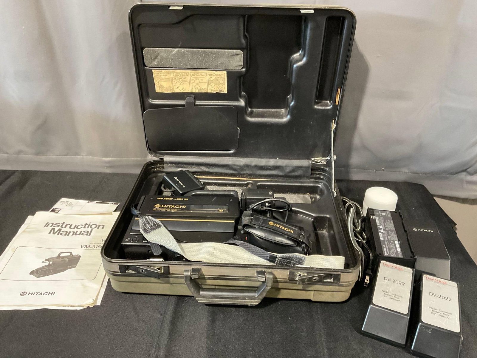 Vintage Hitachi VHS Shoulder Analog Camcorder Model VM-3150A w/Case, Straight to tape, 16x19 inches: Appears to be in fair to good shape. The piece measures approx 16h x 19w x 7d inches. See pics. E-6300